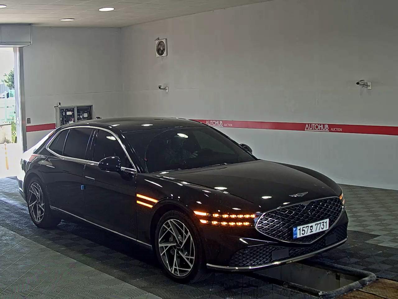 2022 - genesis g90