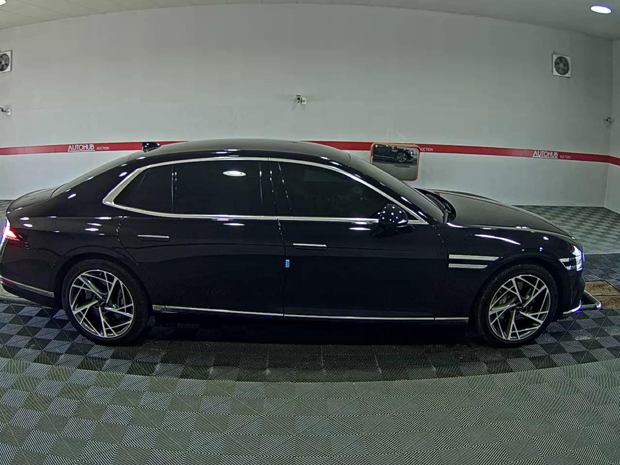 2022 - genesis g90