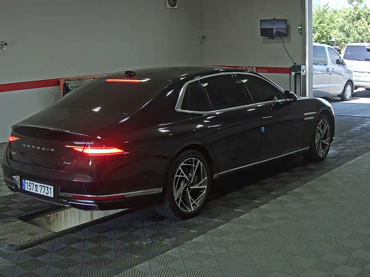 2022 - genesis g90