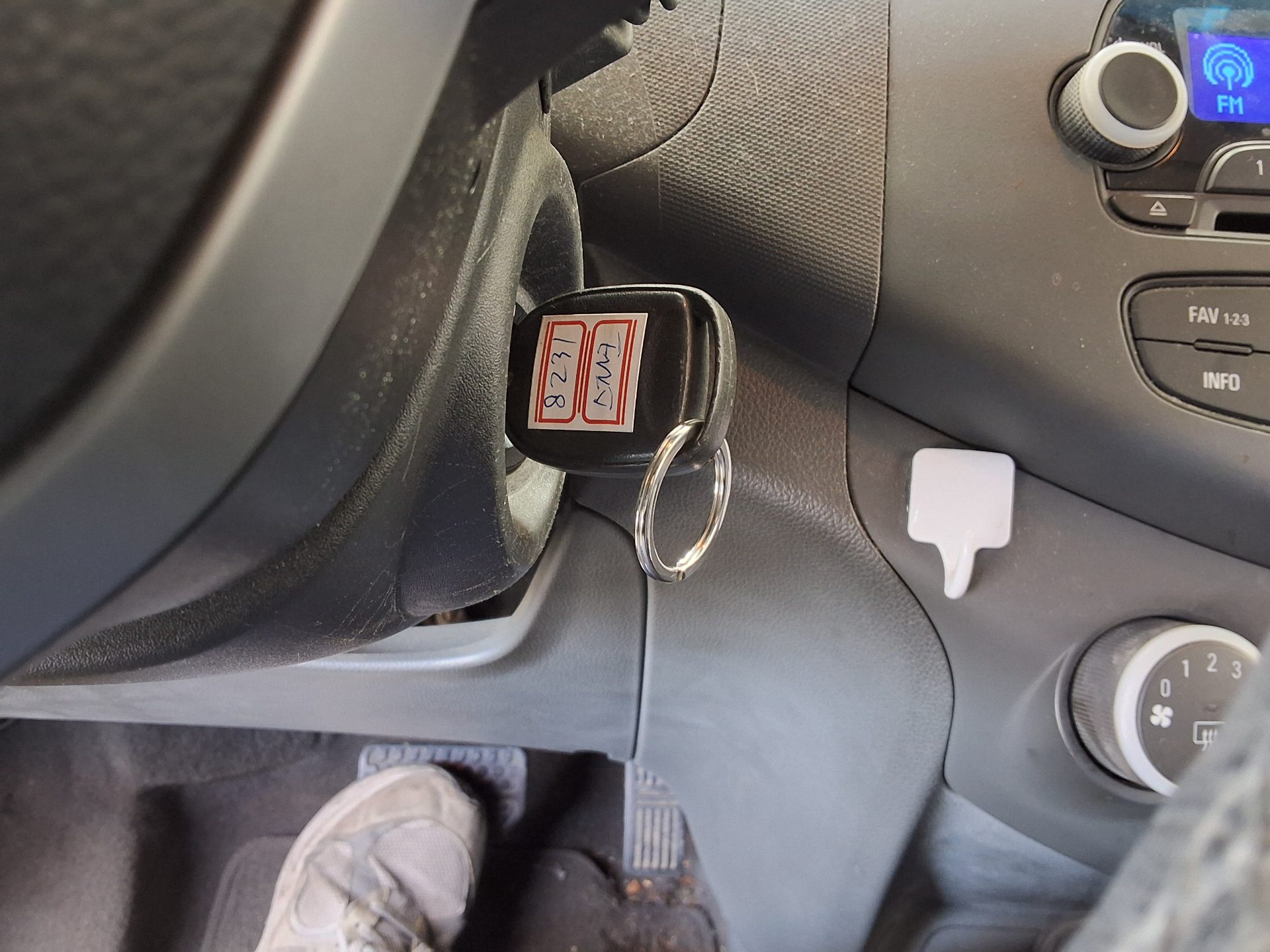 Chevrolet Spark 2013 - Image 17