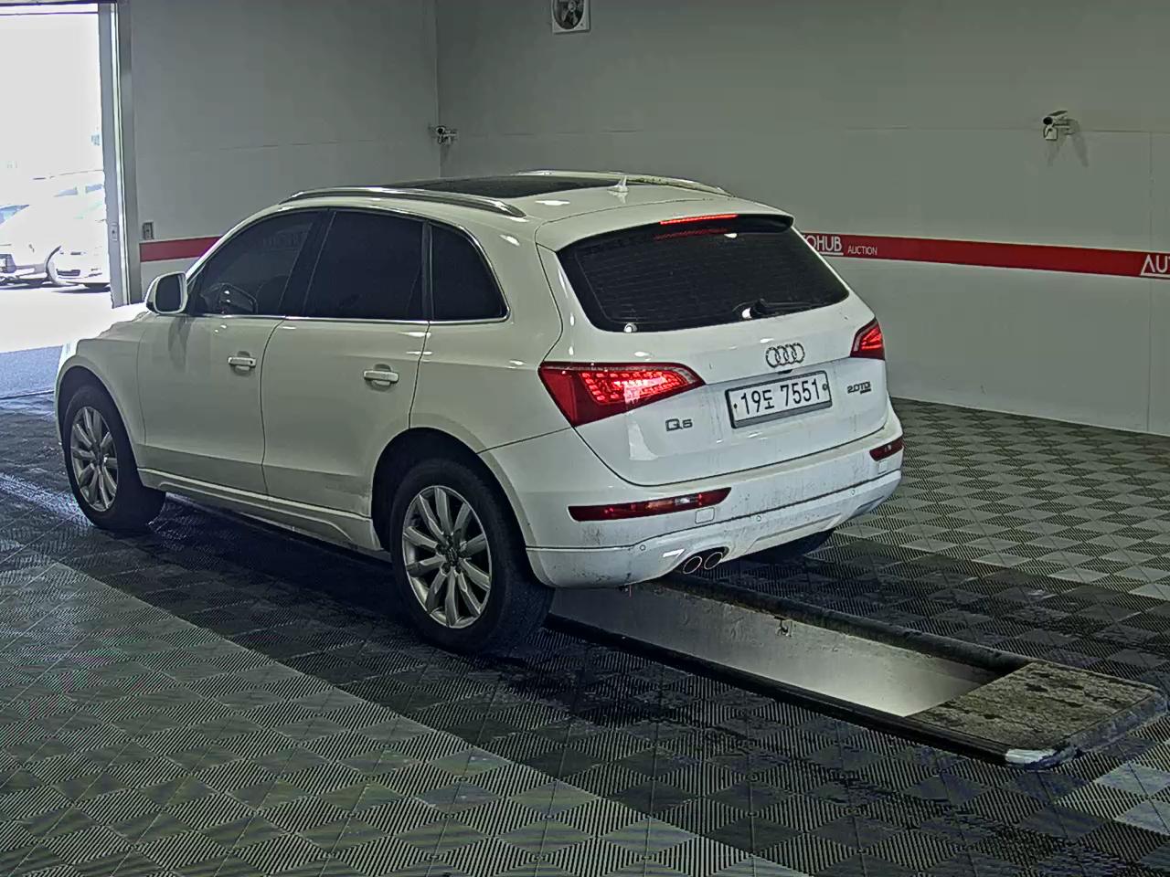Audi Q5 2012 - Image 5