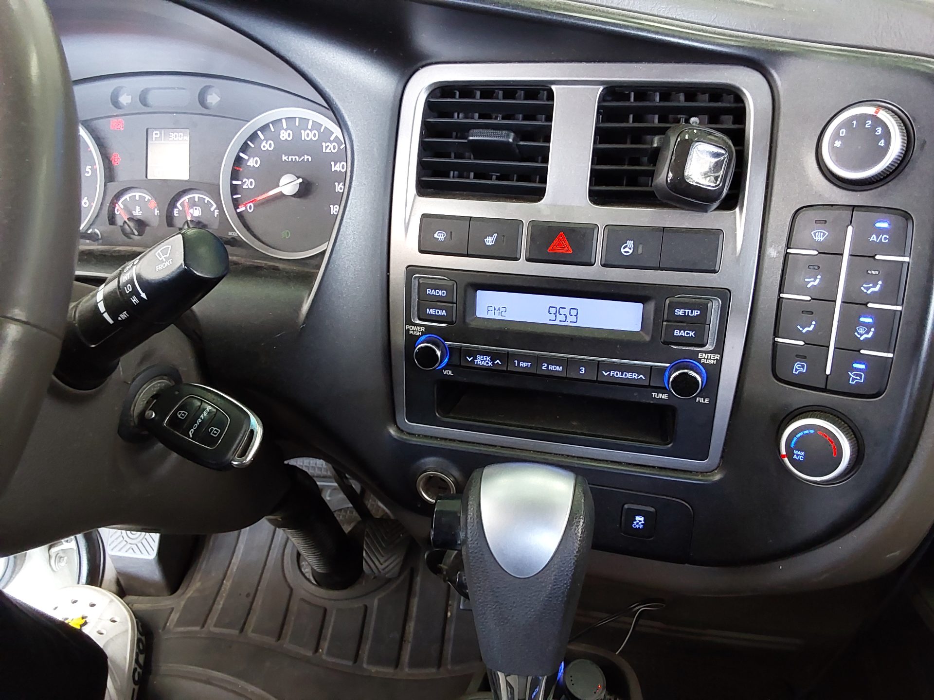 Hyundai Porter 2017 - Image 14