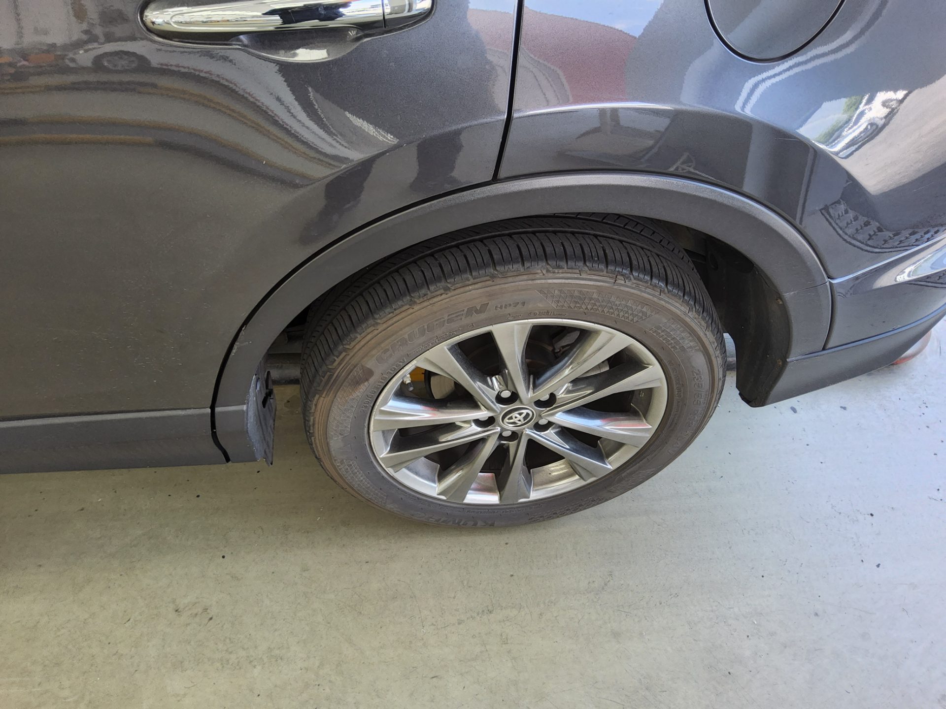 Toyota RAV4 2018 - Image 19