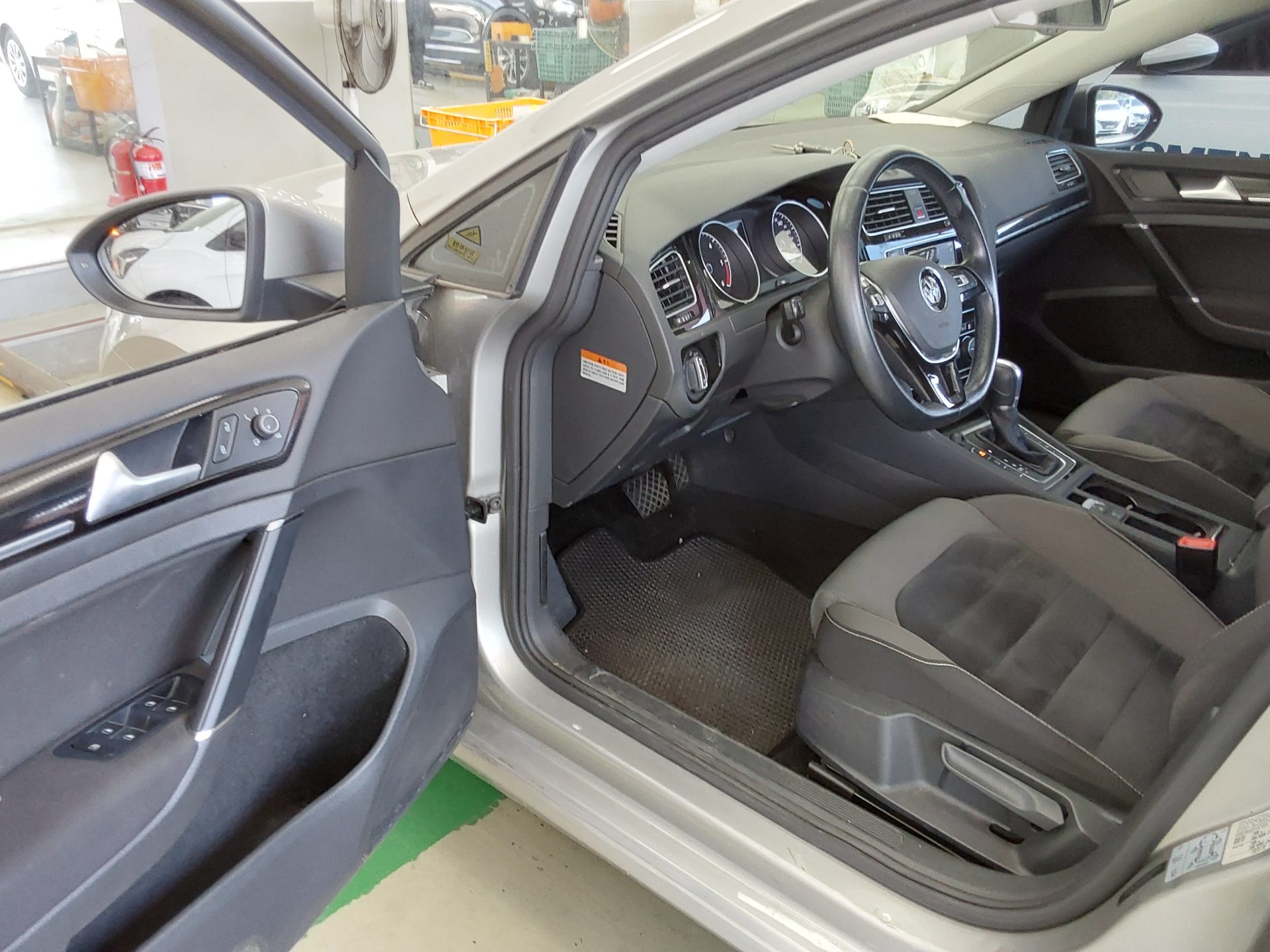 Volkswagen Golf 2015 - Image 10