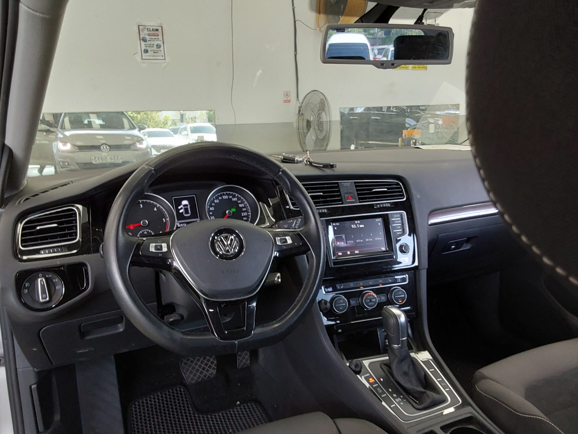 Volkswagen Golf 2015 - Image 11