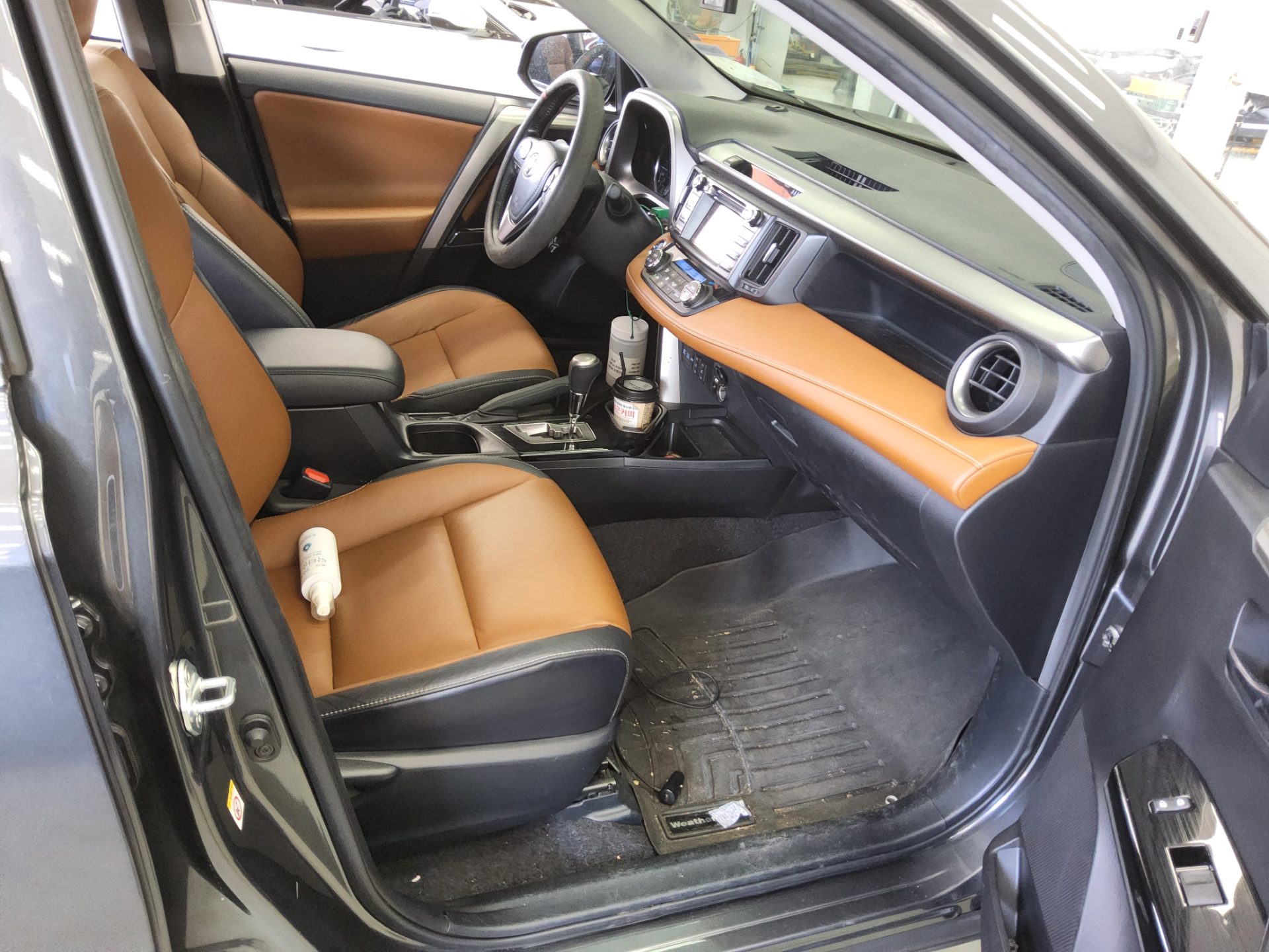 Toyota RAV4 2018 - Image 13