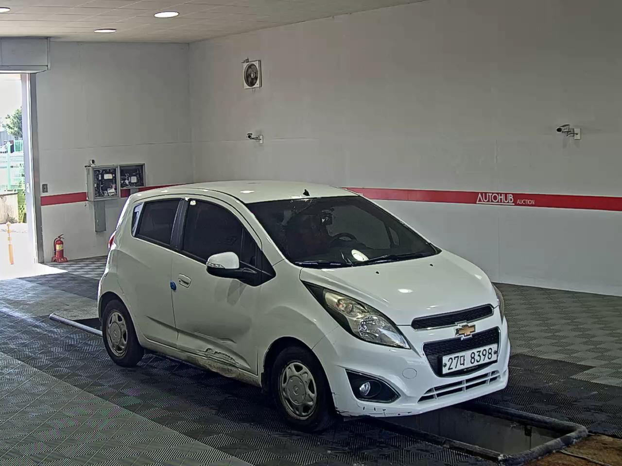 Chevrolet Spark 2015 - Image 2