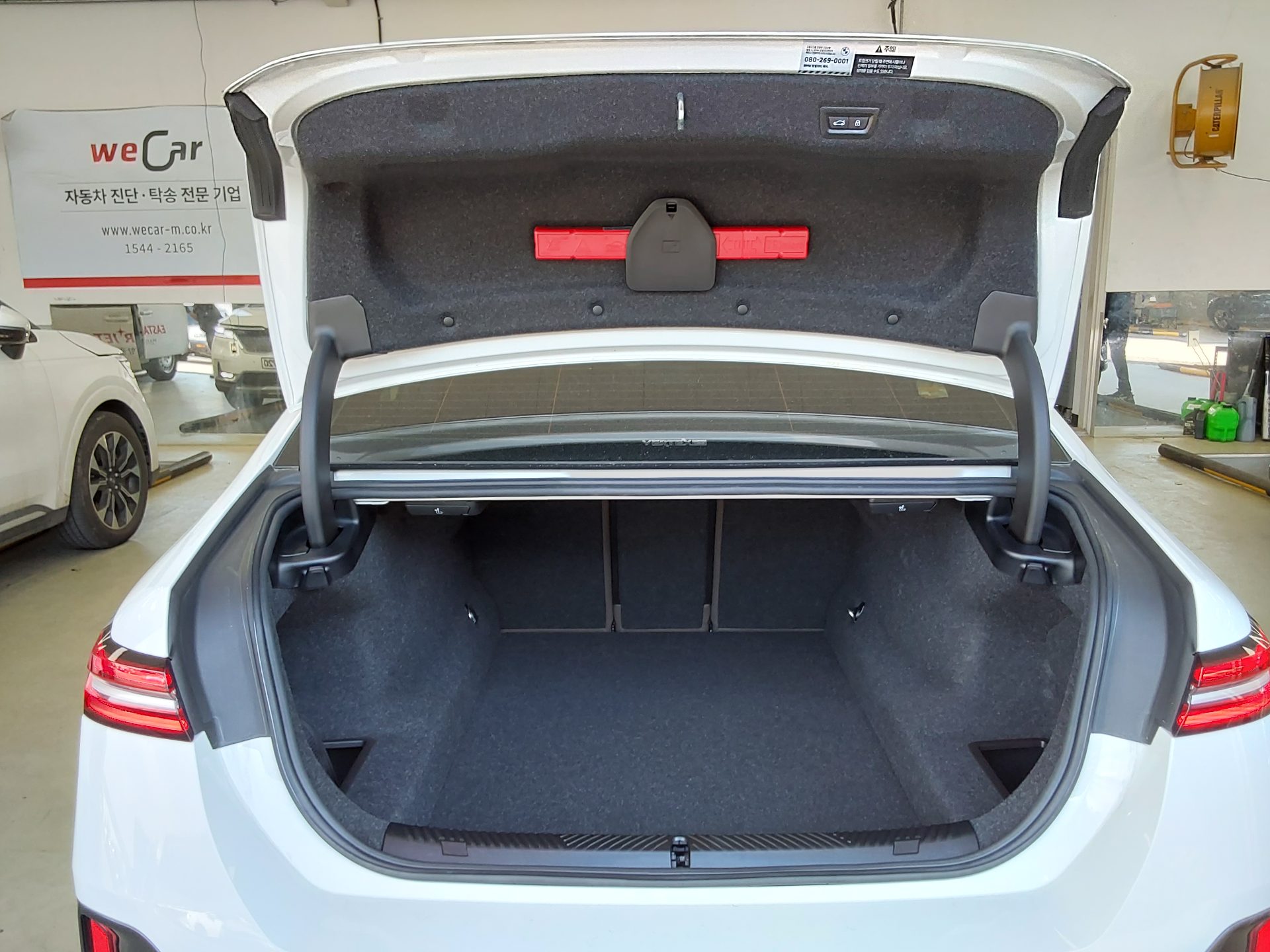 BMW 5 Series 2024 - Image 14