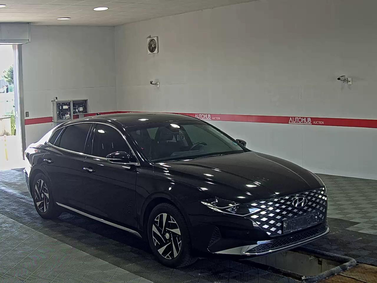 Hyundai Grandeur 2020 - Image 2