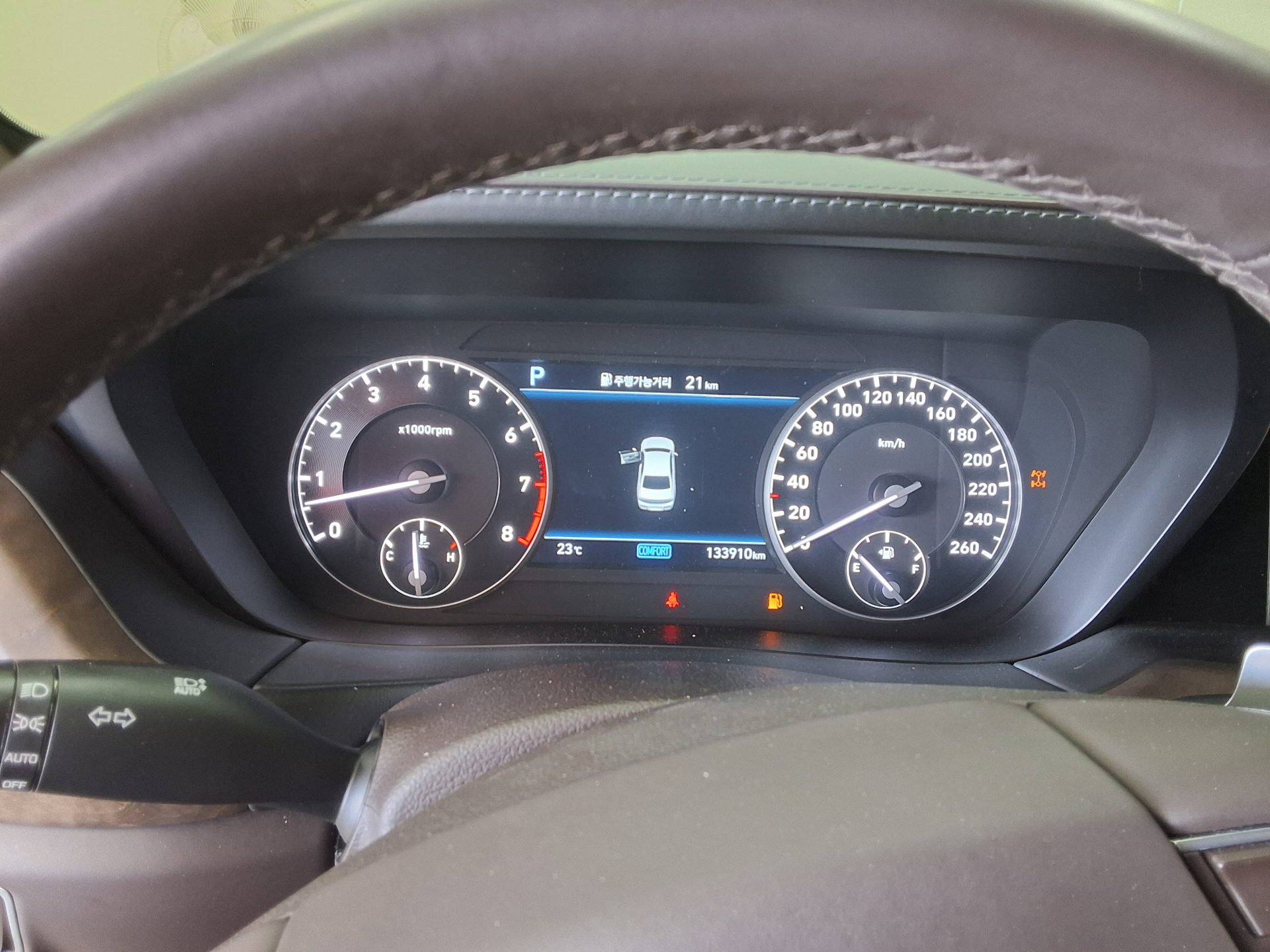 Genesis G90 2019 - Image 8