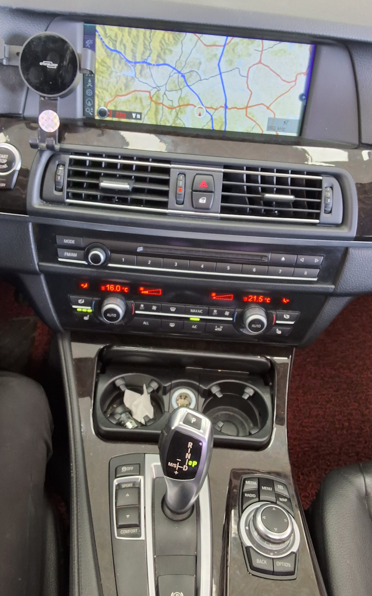 BMW 5 Series 2013 - Image 16