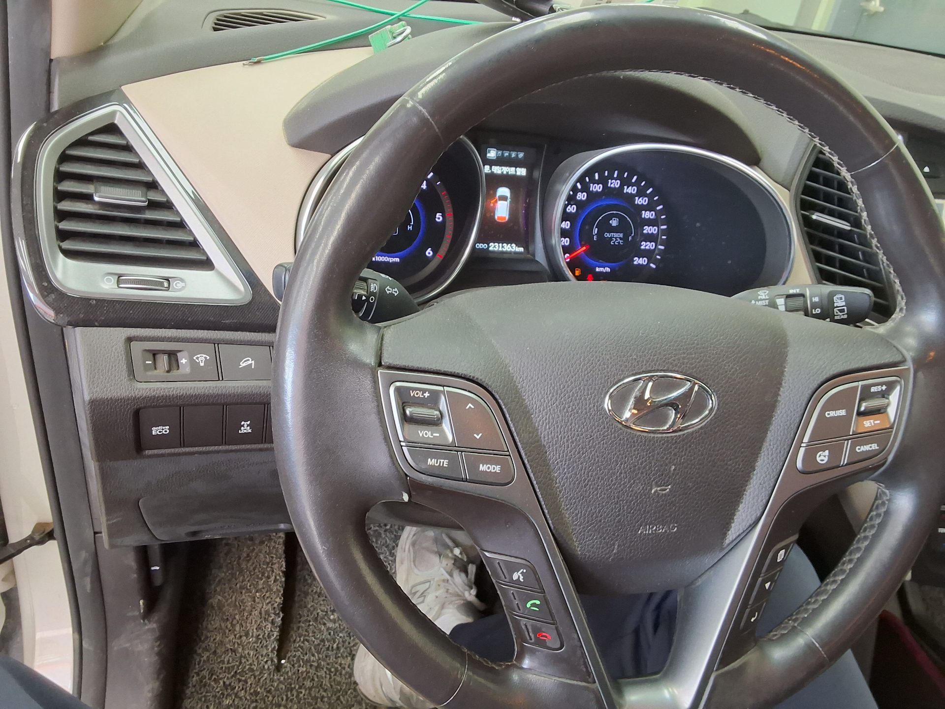 Hyundai MaxCruz 2015 - Image 16