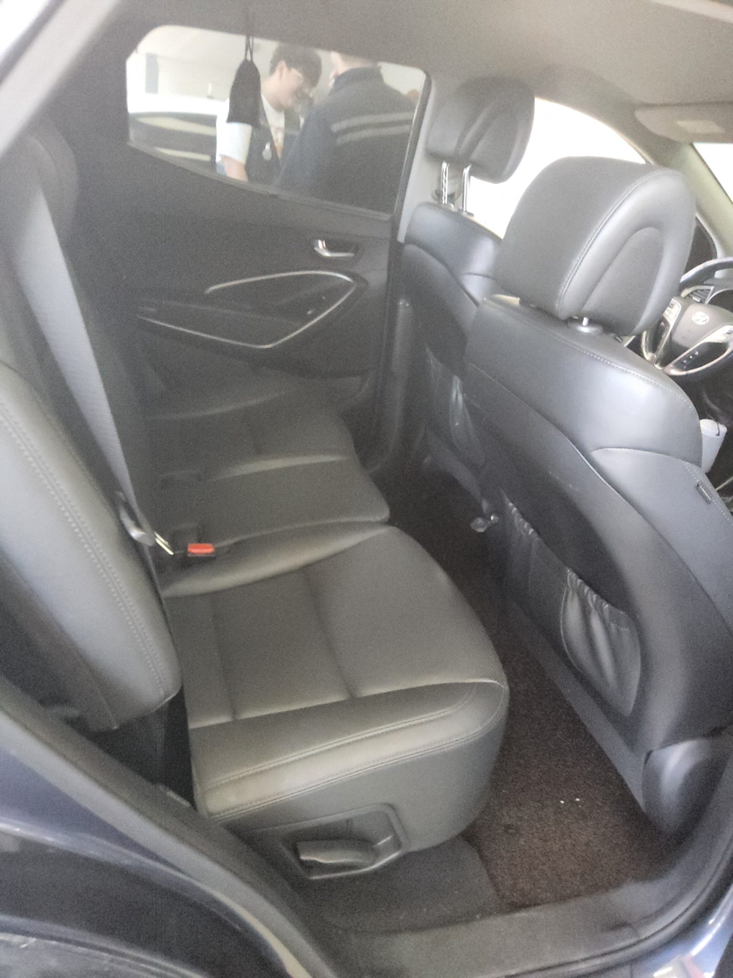 Hyundai Santa Fe 2016 - Image 12