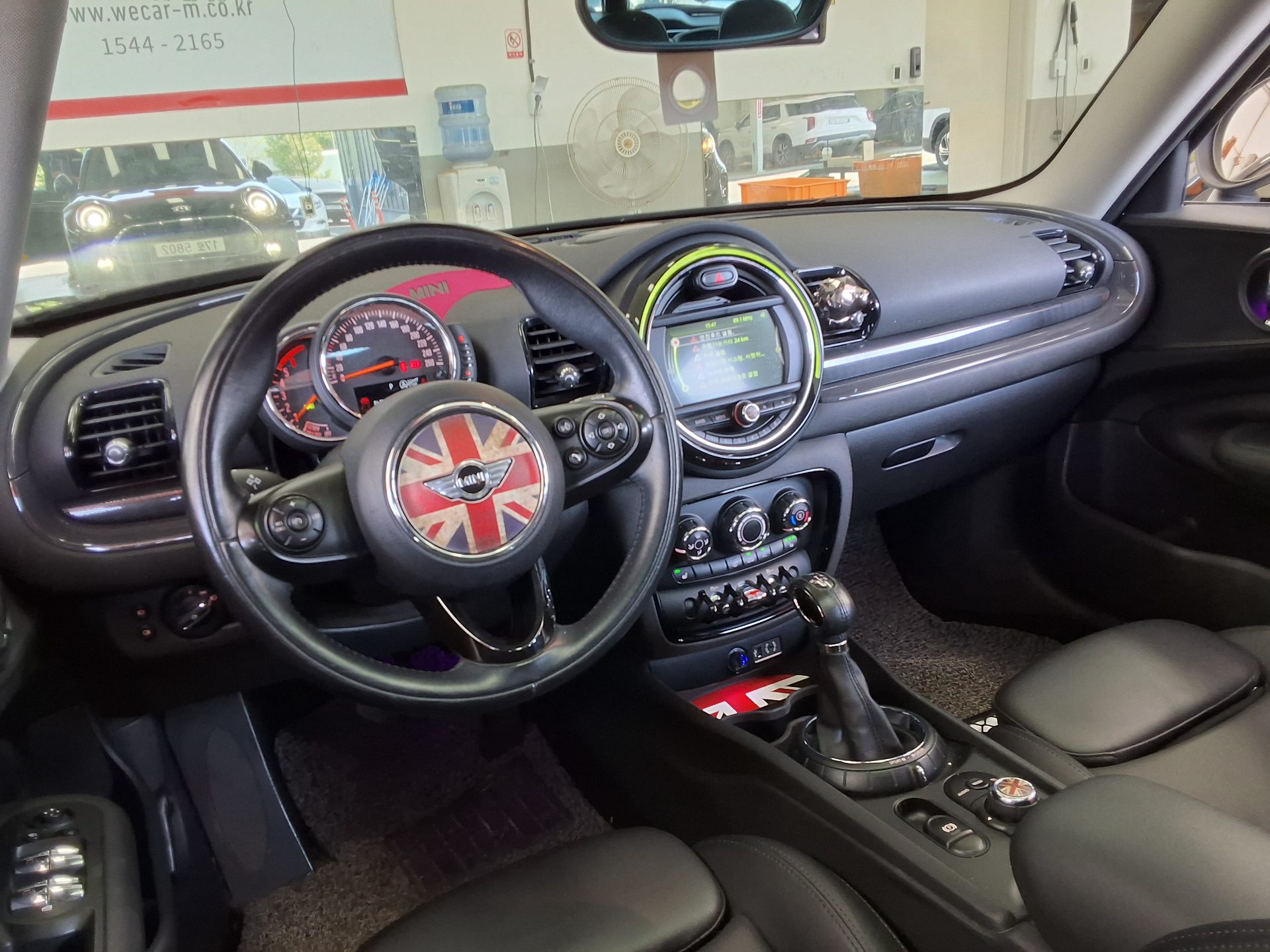 BMW MINI 2018 - Image 10