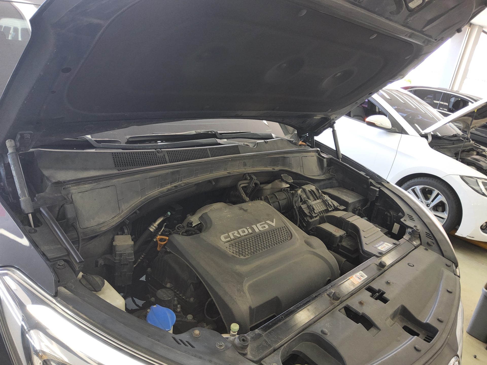 Hyundai Santa Fe 2016 - Image 18