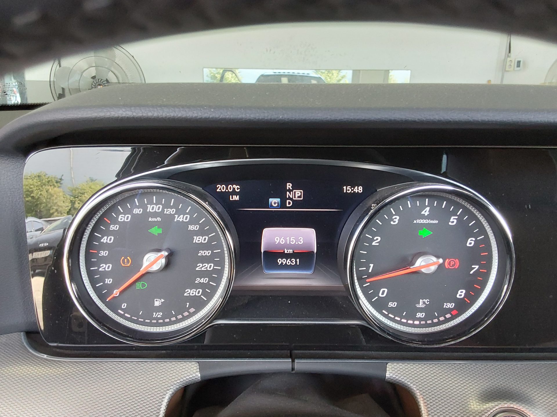 Mercedes-Benz E-Class 2019 - Image 9