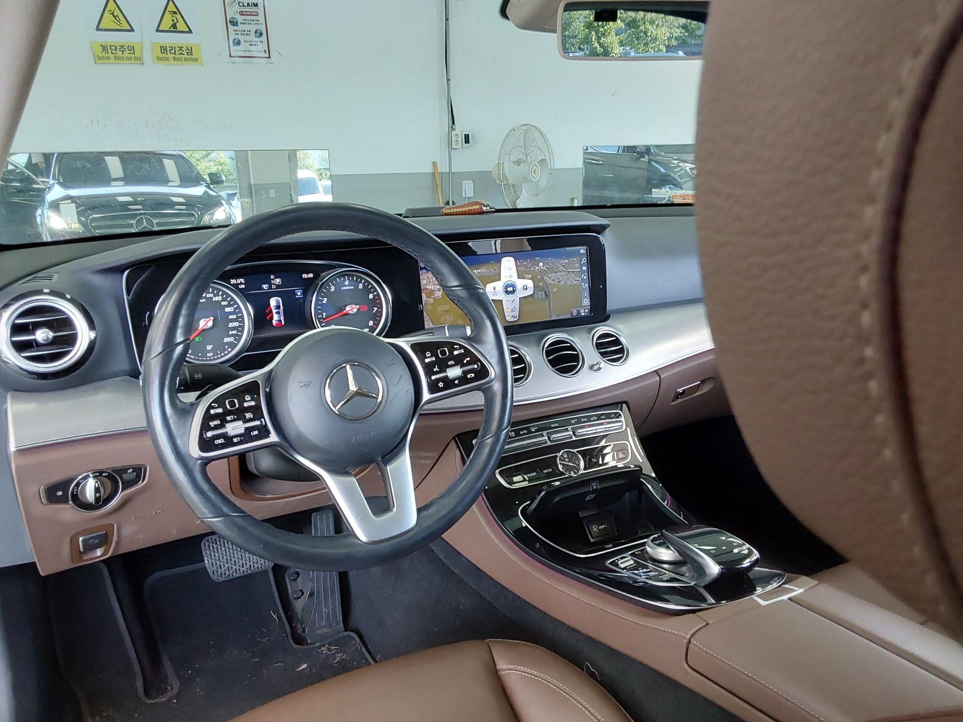 Mercedes-Benz E-Class 2019 - Image 11