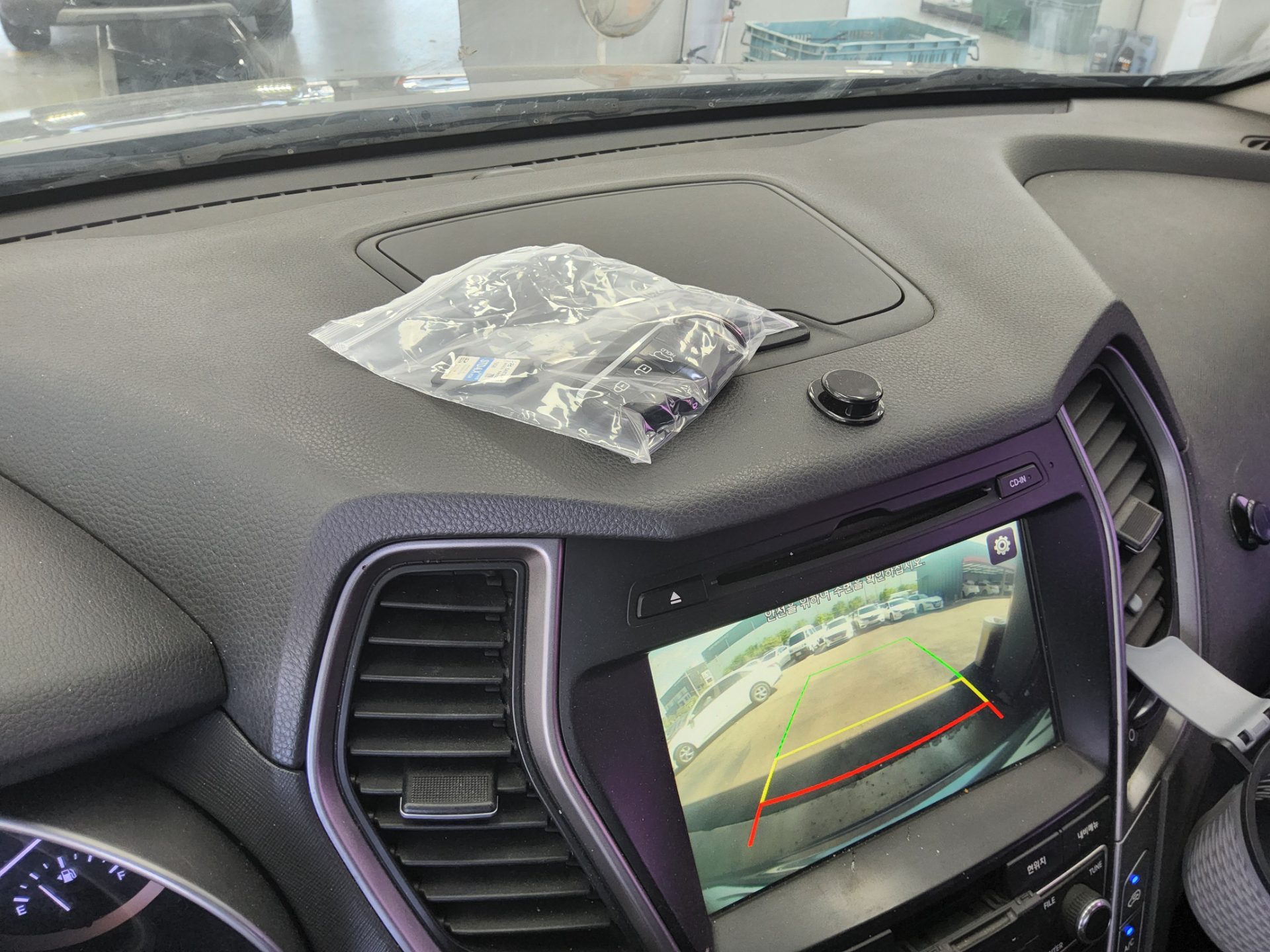 Hyundai Santa Fe 2016 - Image 17