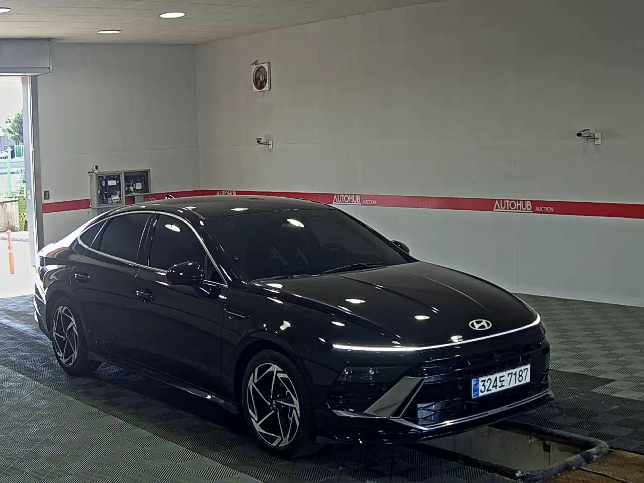 Hyundai Sonata 2024 - Image 2