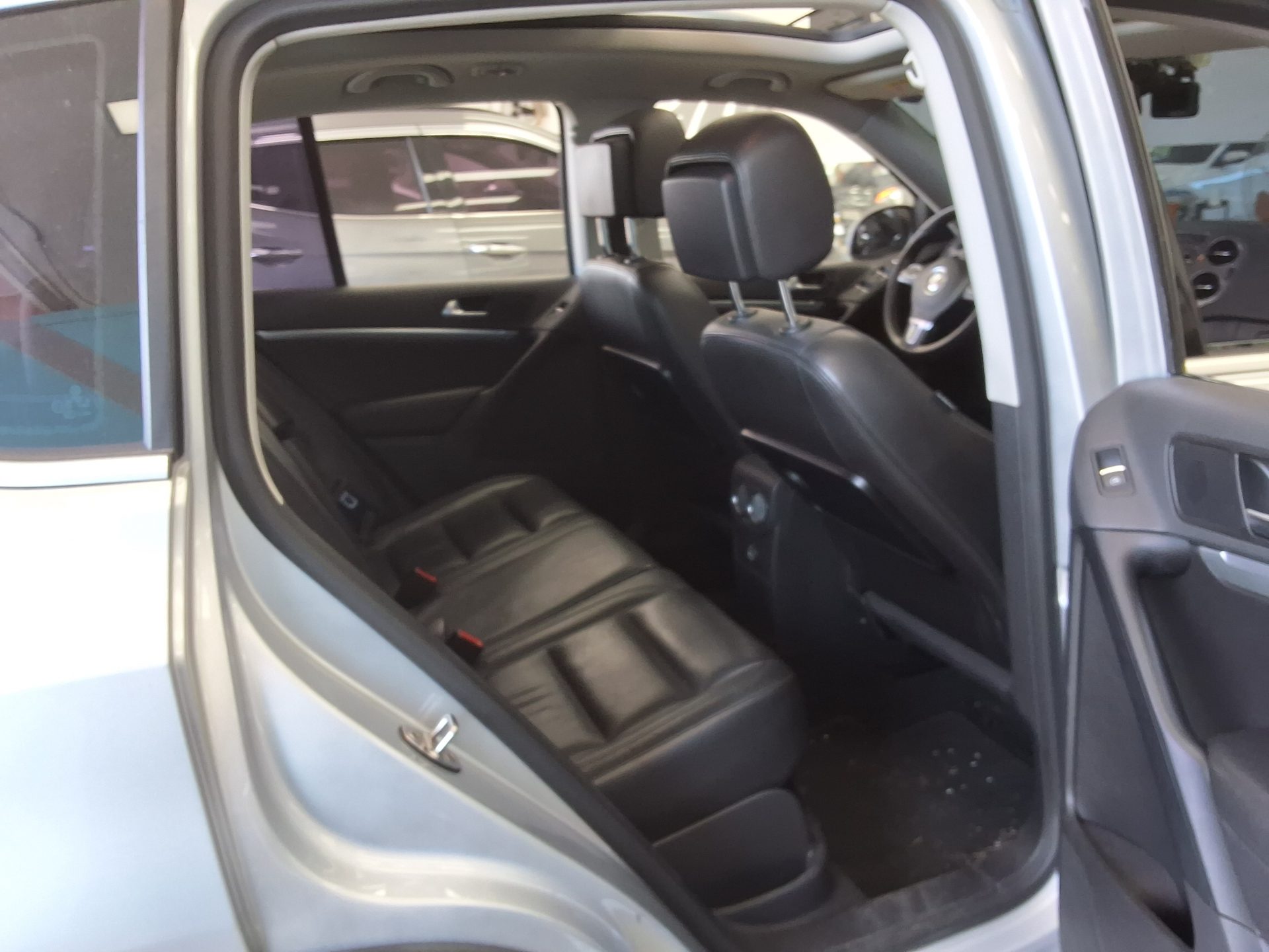 Volkswagen Tiguan 2014 - Image 12