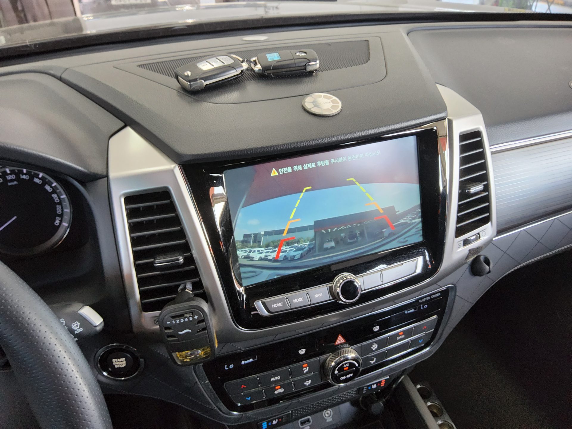 KG Mobility Rexton 2018 - Image 16
