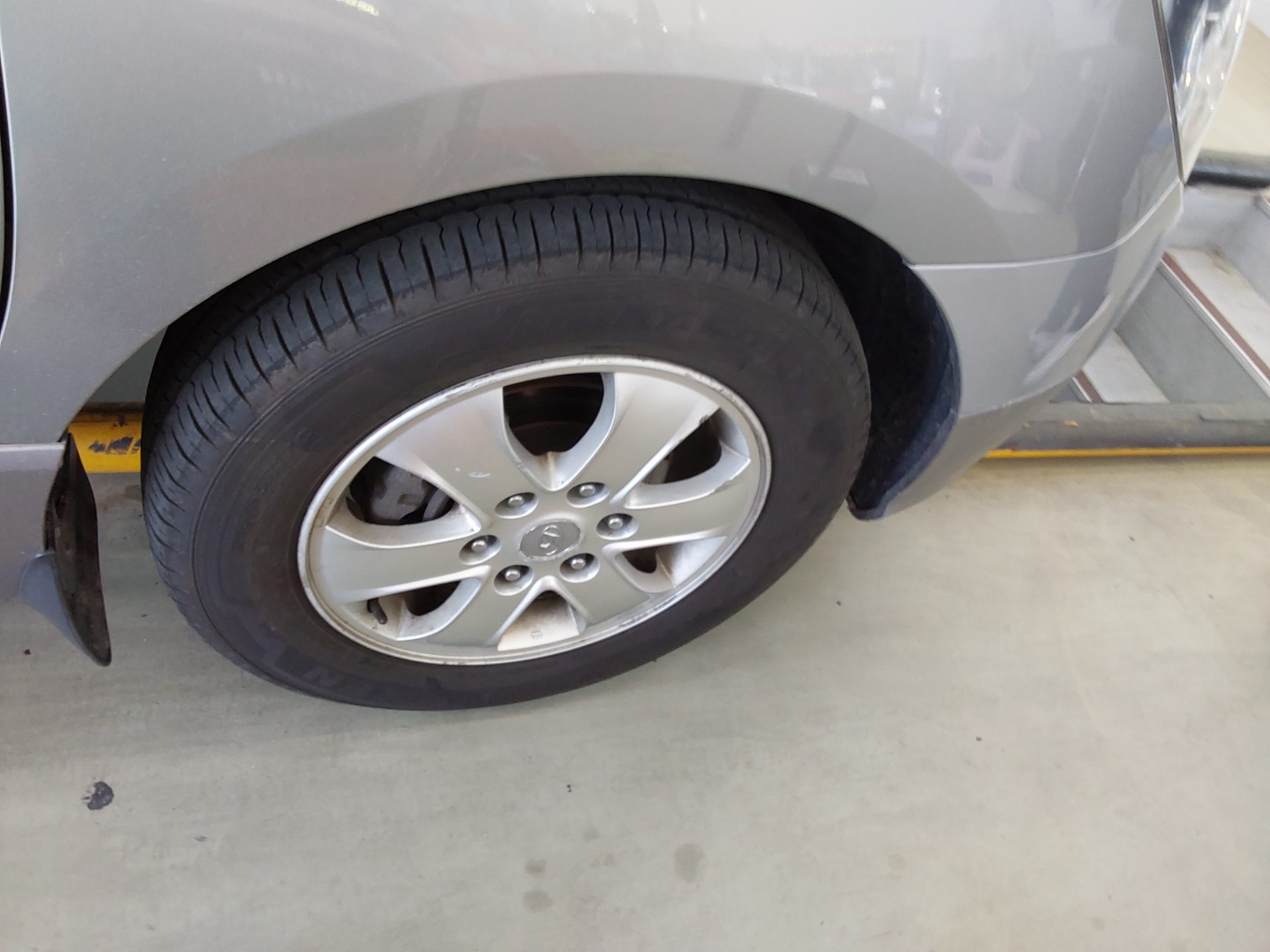 Hyundai Grand Starex 2011 - Image 21