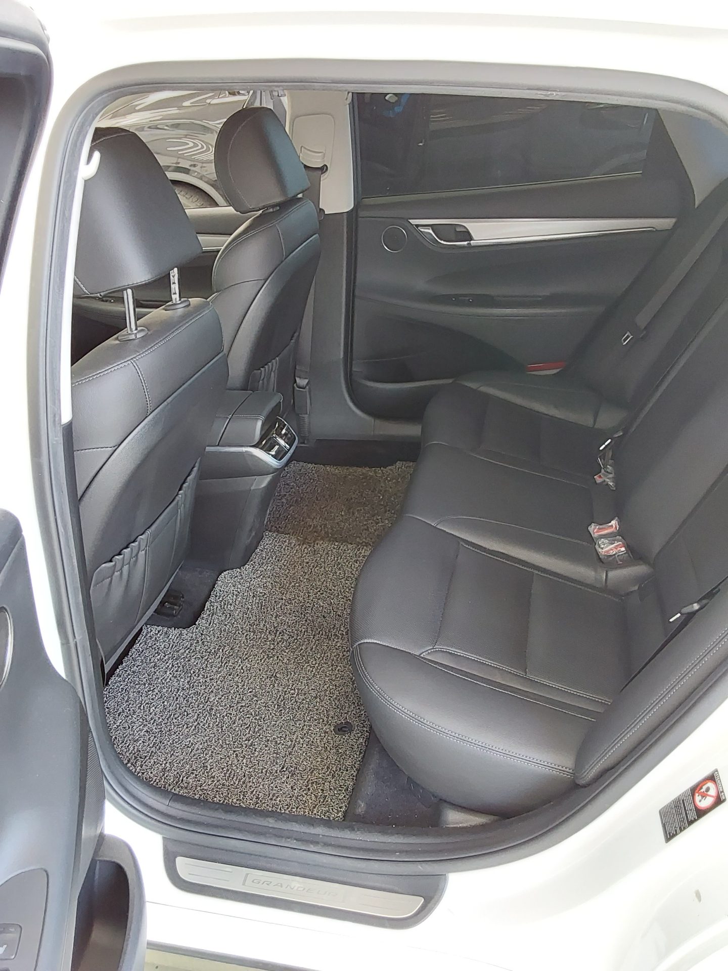 Hyundai Grandeur 2022 - Image 11