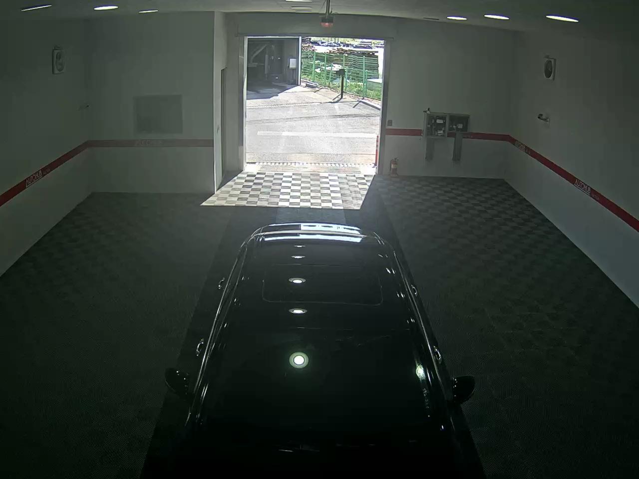 Mercedes-Benz E-Class 2022 - Image 6