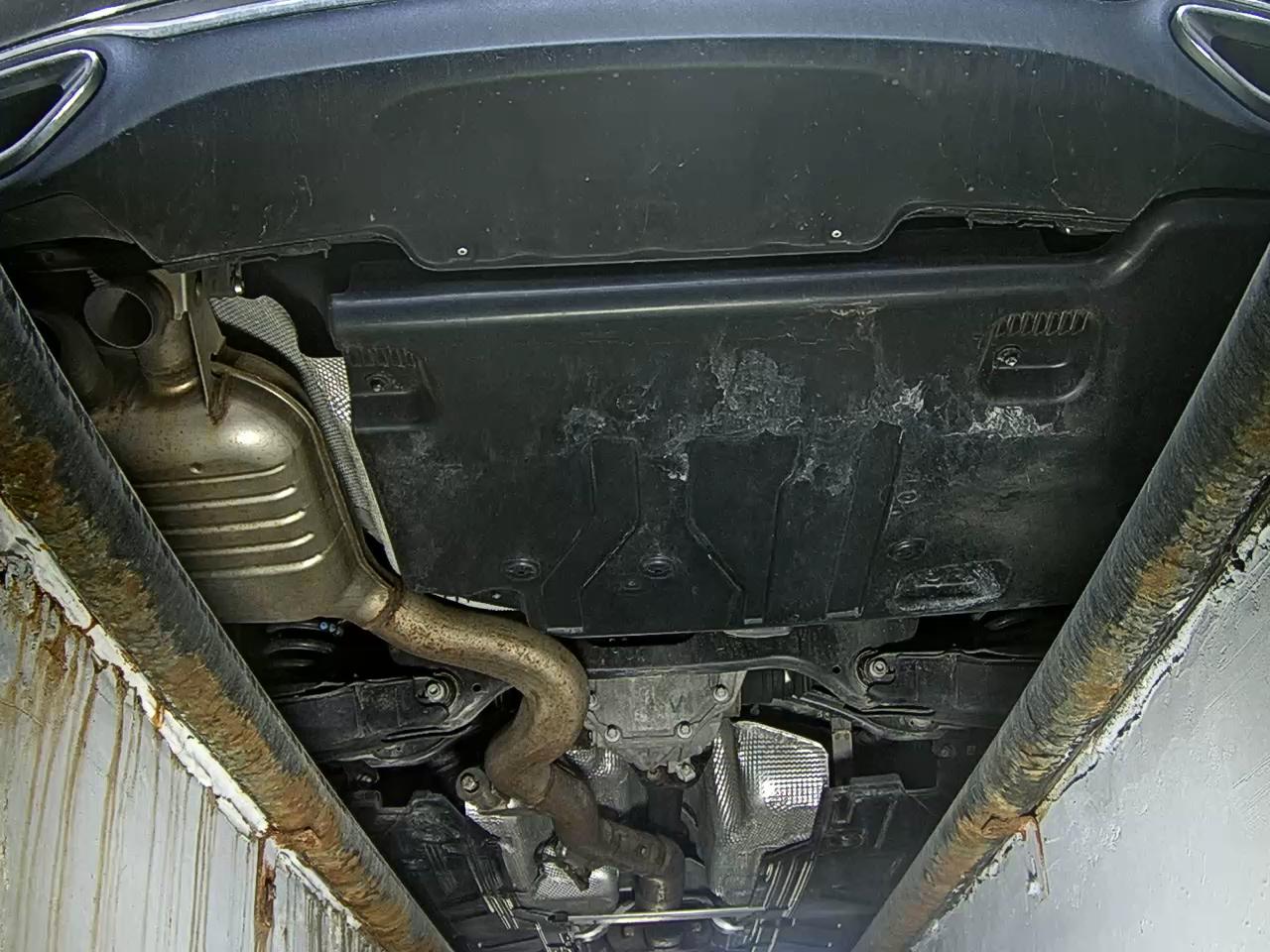 Mercedes-Benz E-Class 2022 - Image 7