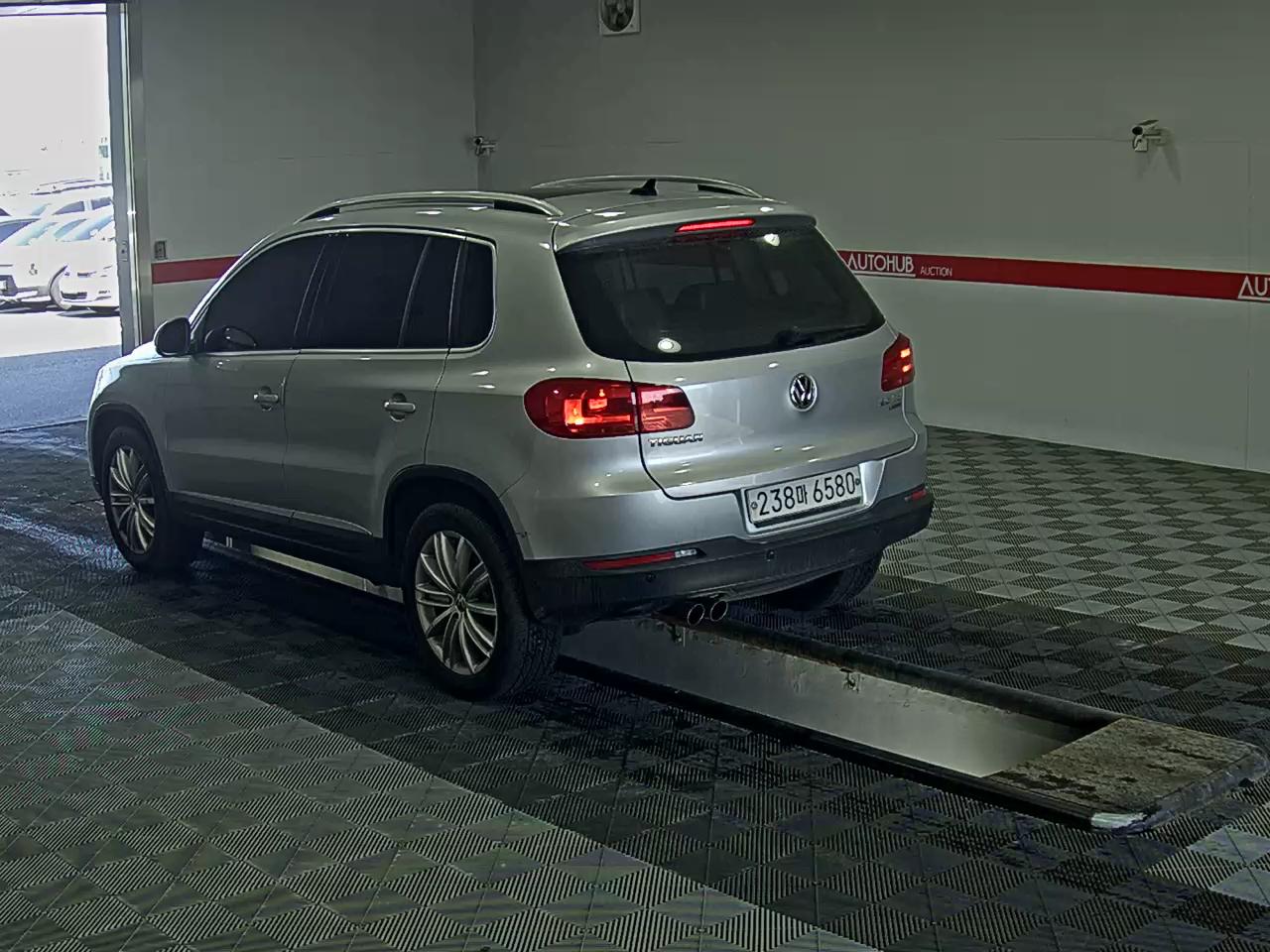 Volkswagen Tiguan 2014 - Image 5