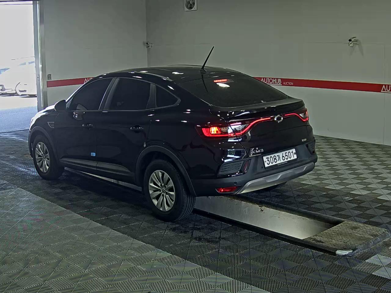 2020 - renault xm3