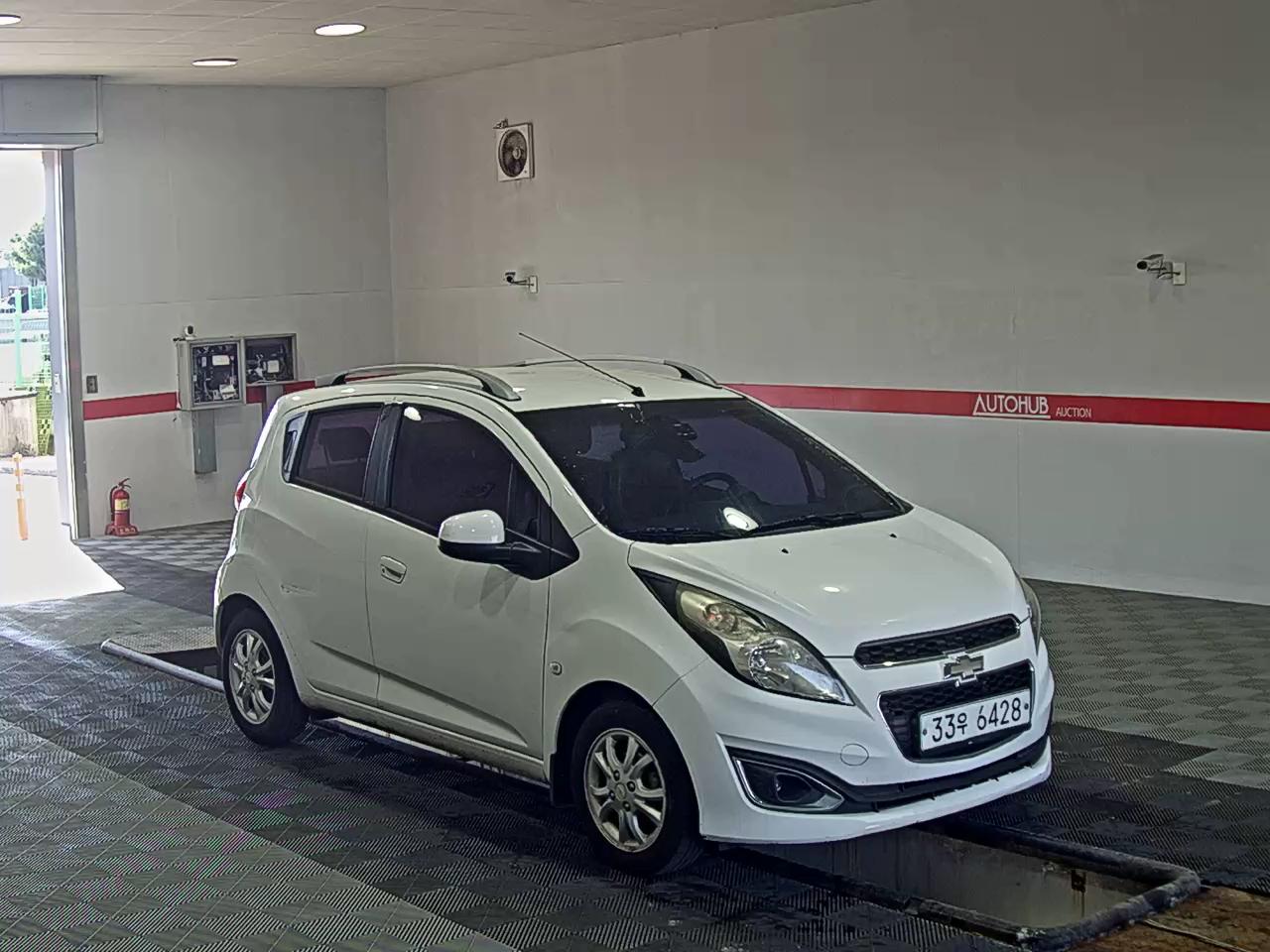 Chevrolet Spark 2013 - Image 2
