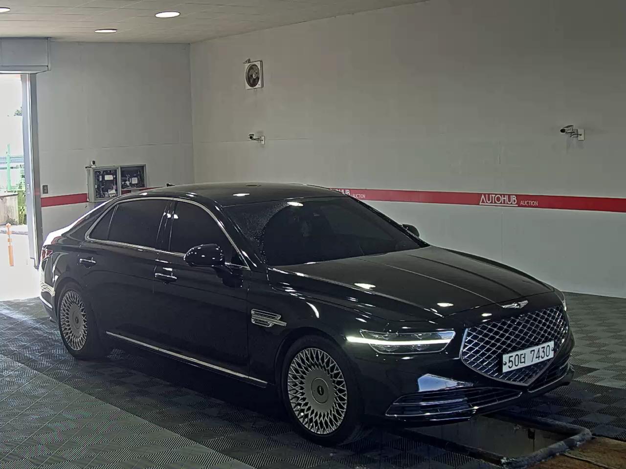 Genesis G90 2019 - Image 2