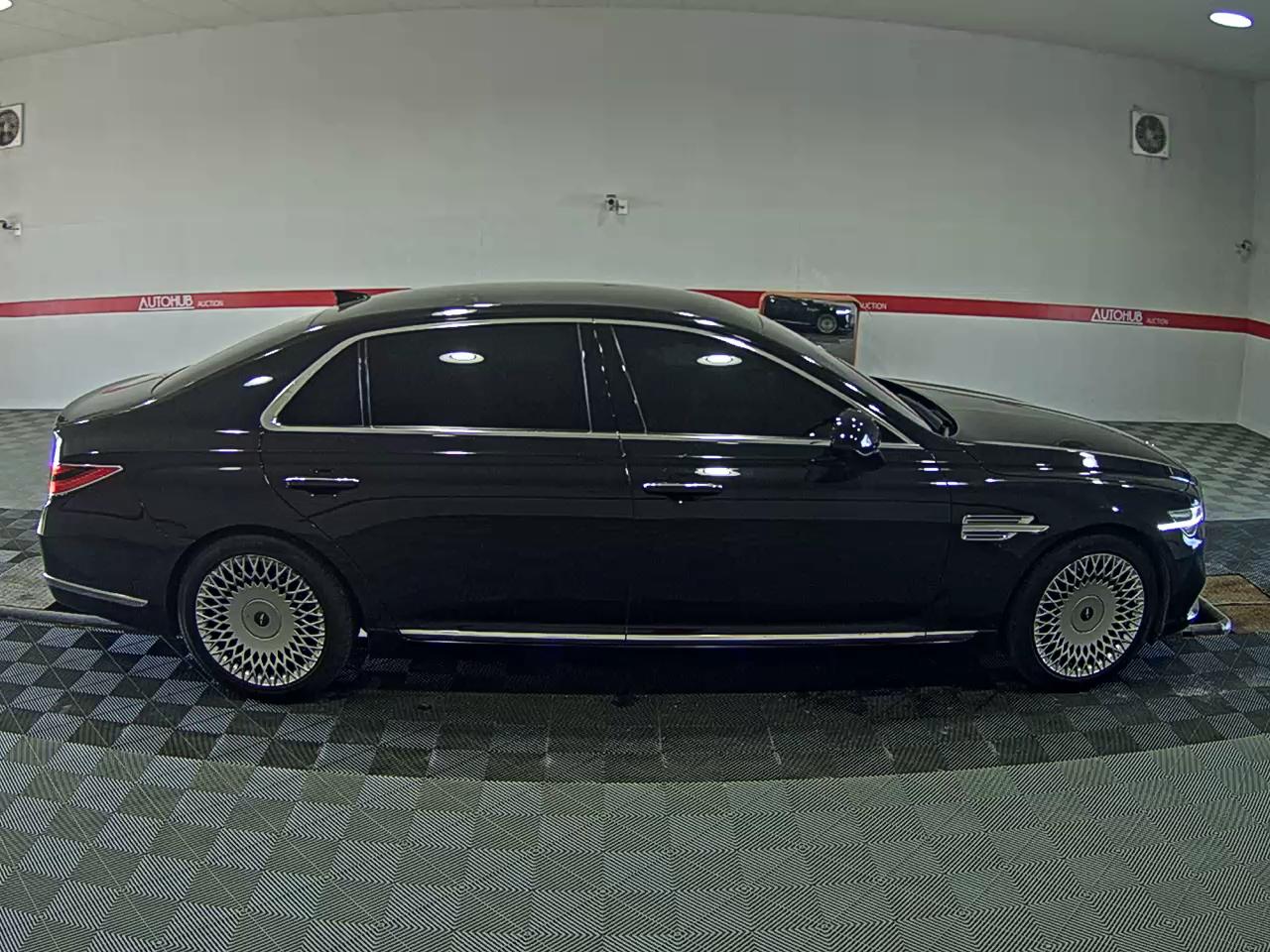 Genesis G90 2019 - Image 3