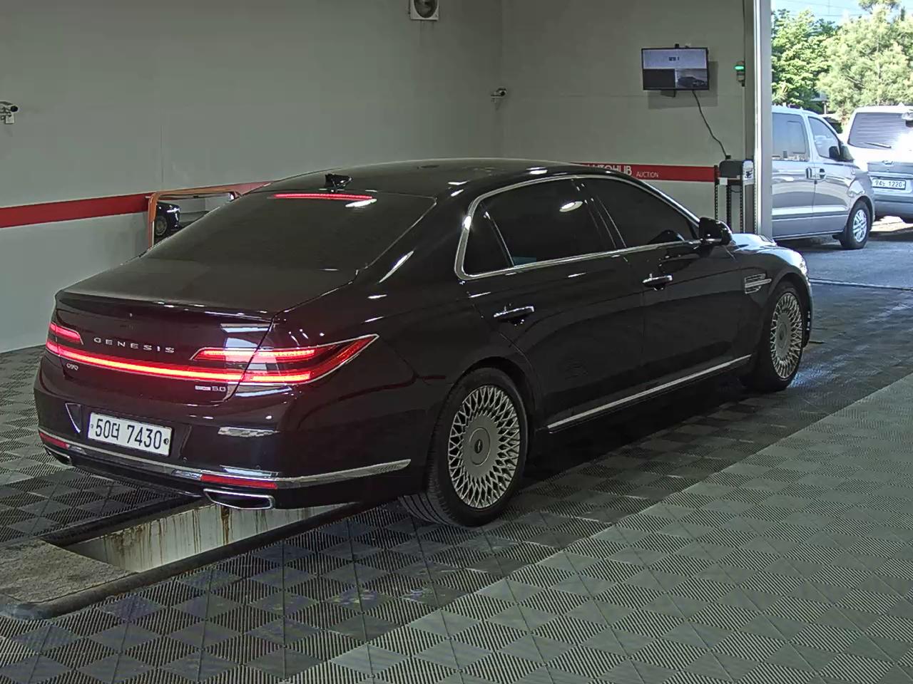 Genesis G90 2019 - Image 4