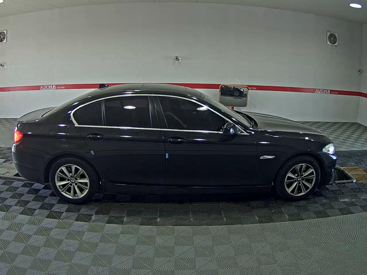BMW 5 Series 2013 - Image 3