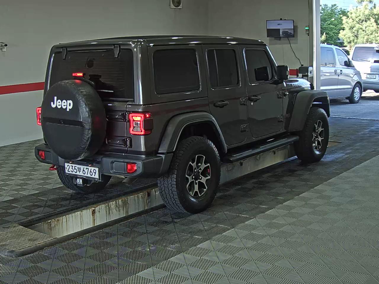 Jeep Wrangler 2019 - Image 4