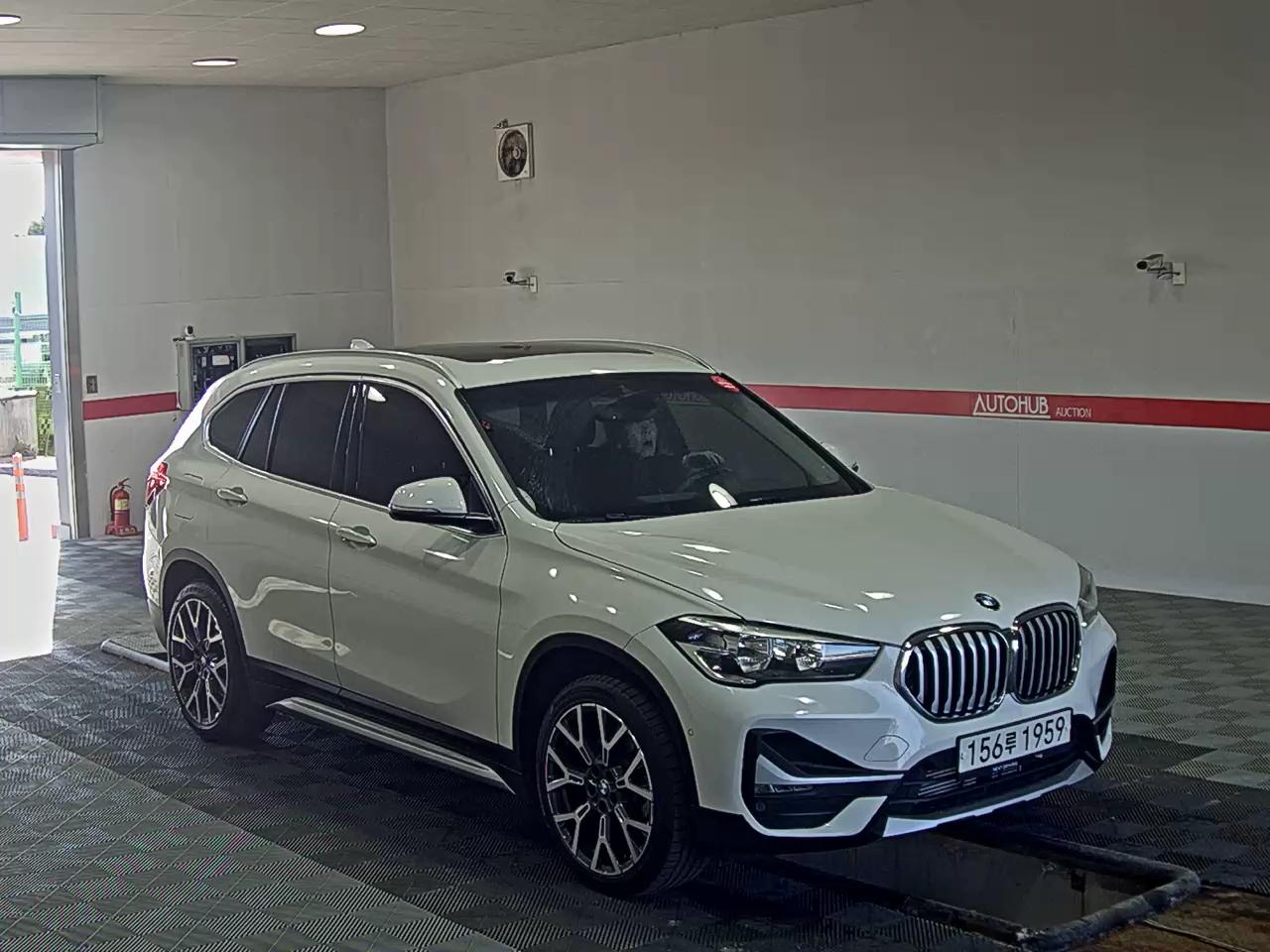 BMW X1 2022 - Image 2