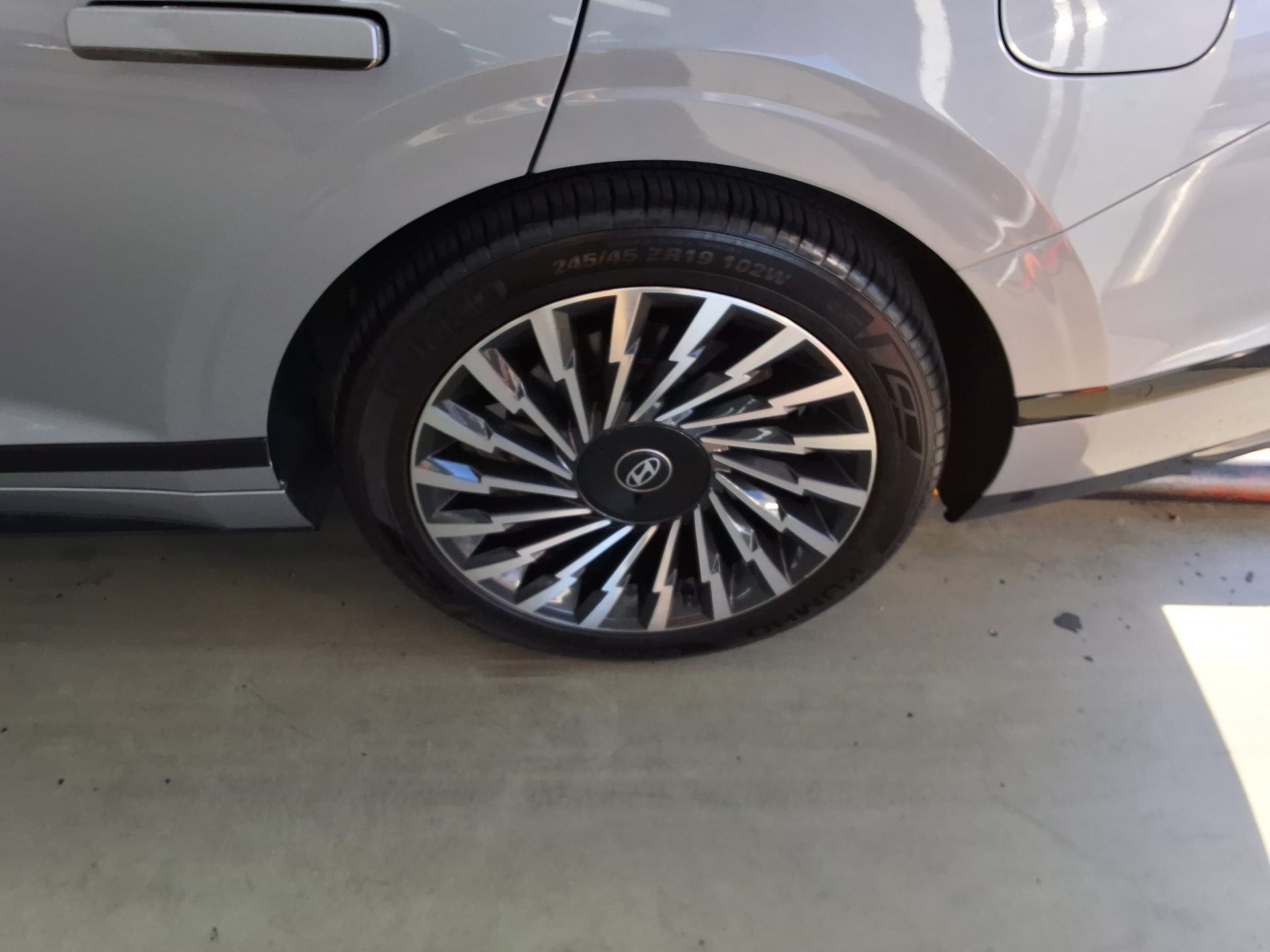 Hyundai Grandeur 2023 - Image 17