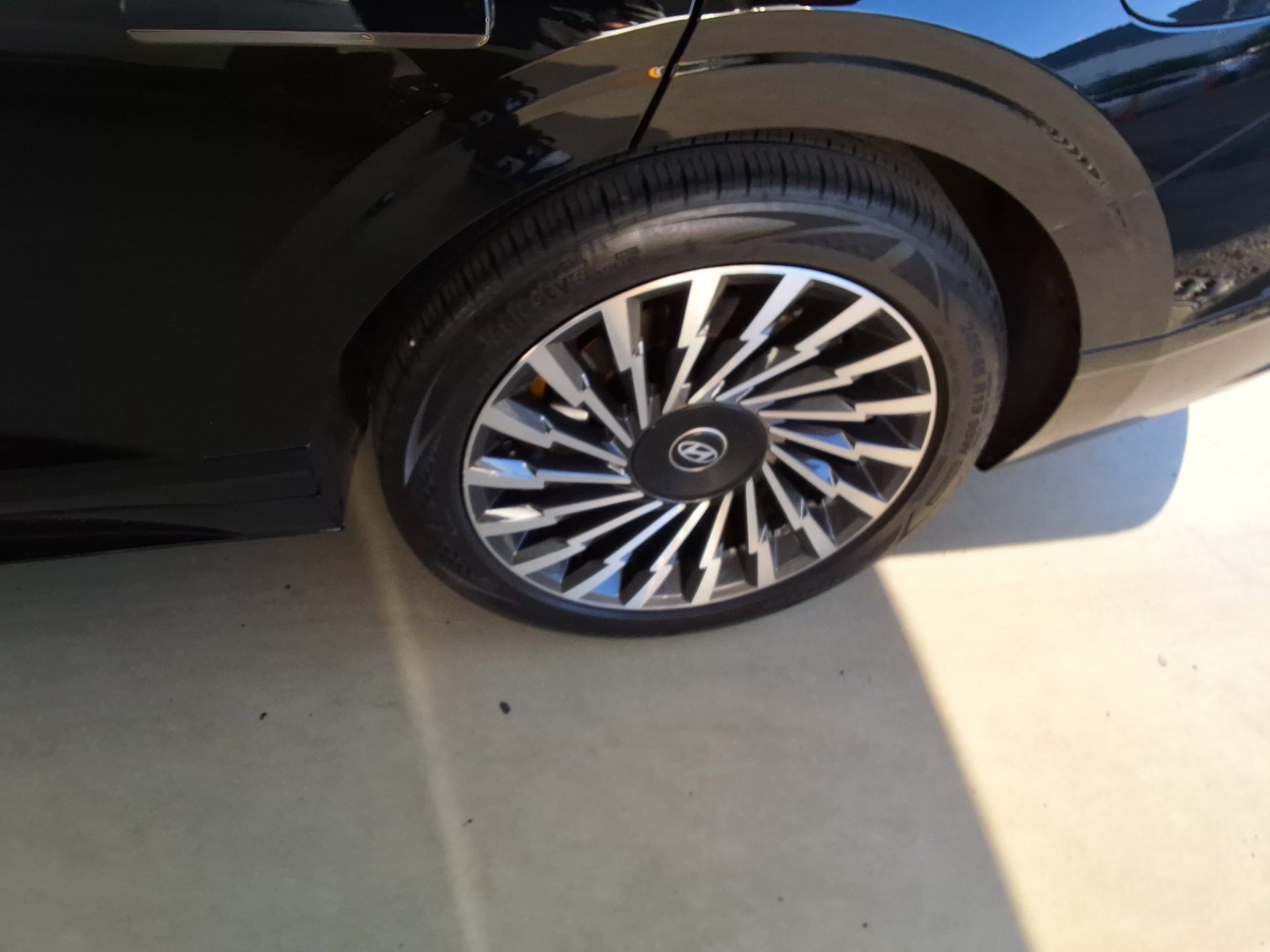 Hyundai Grandeur 2023 - Image 19
