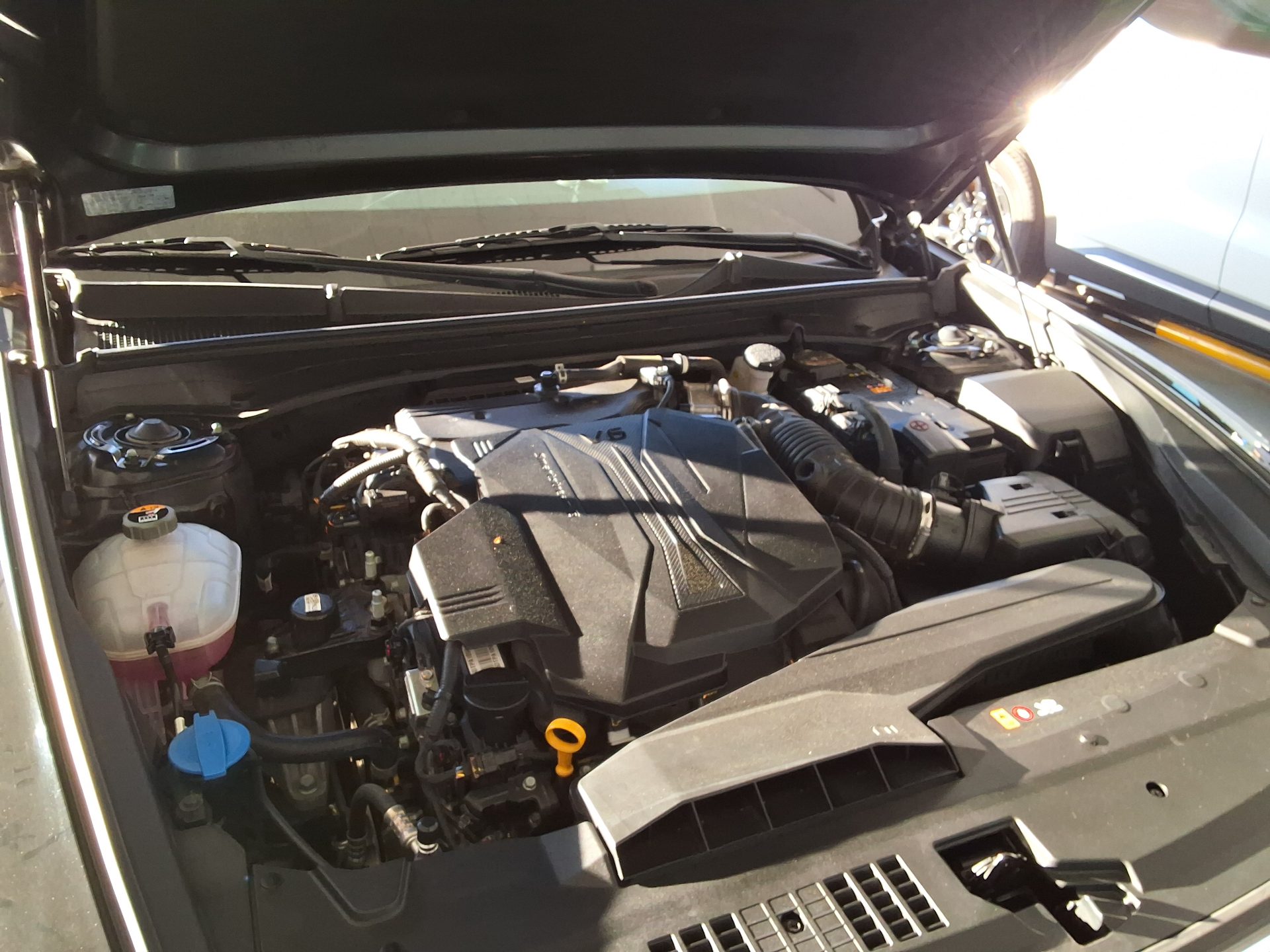 Hyundai Grandeur 2023 - Image 17