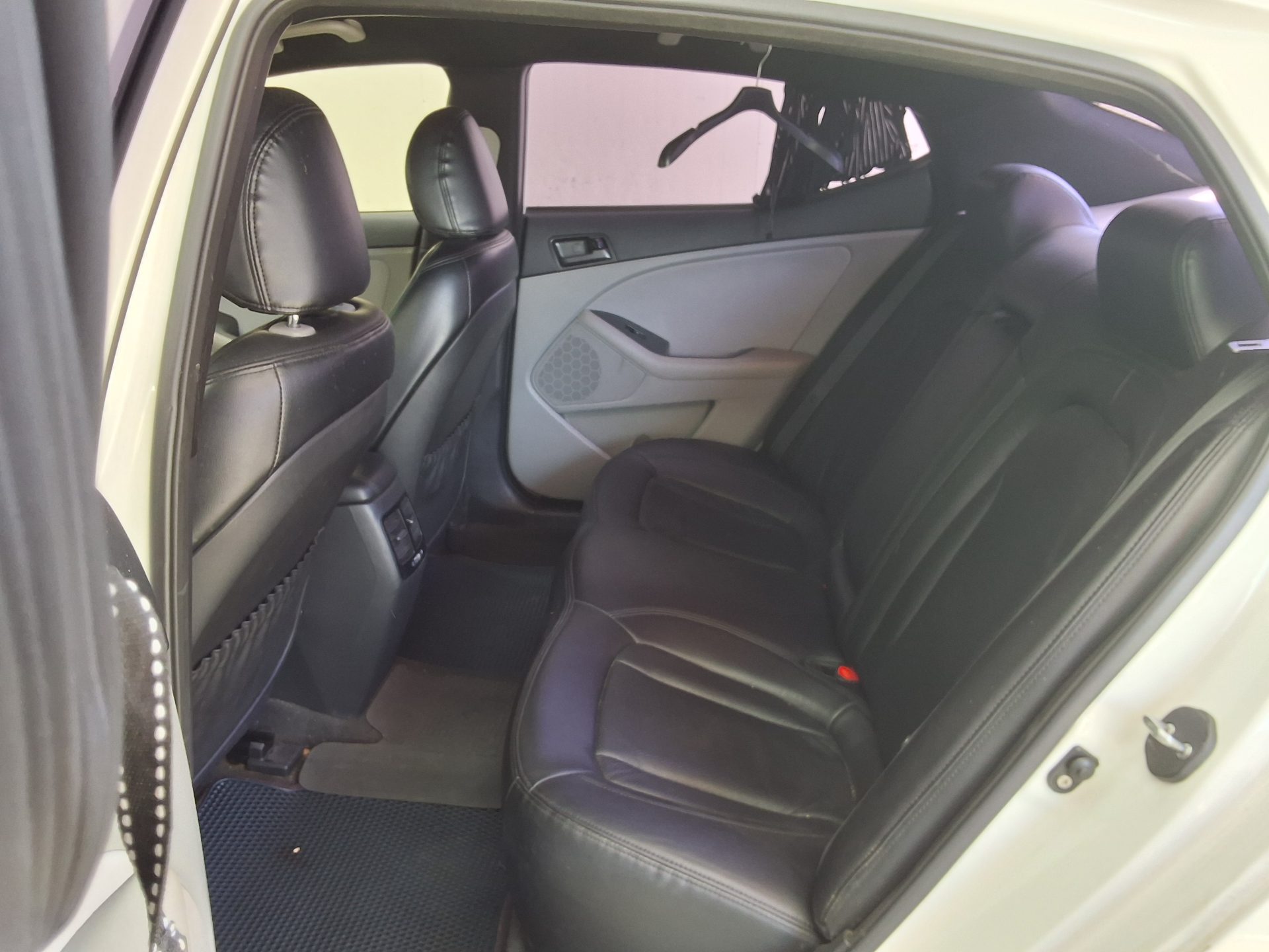 Kia K5 - 11
