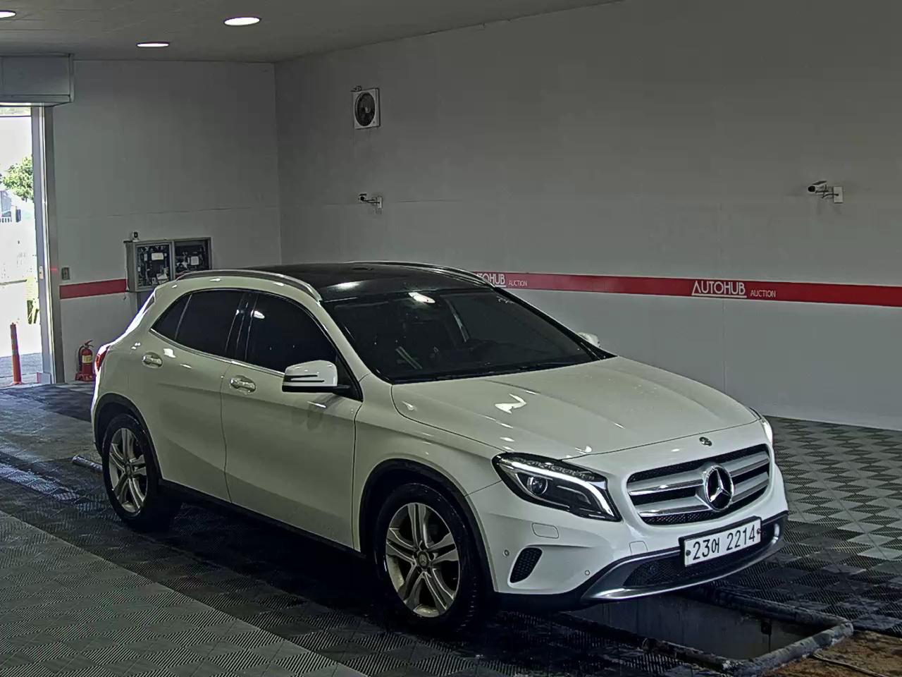 2015 - mercedes-benz 200