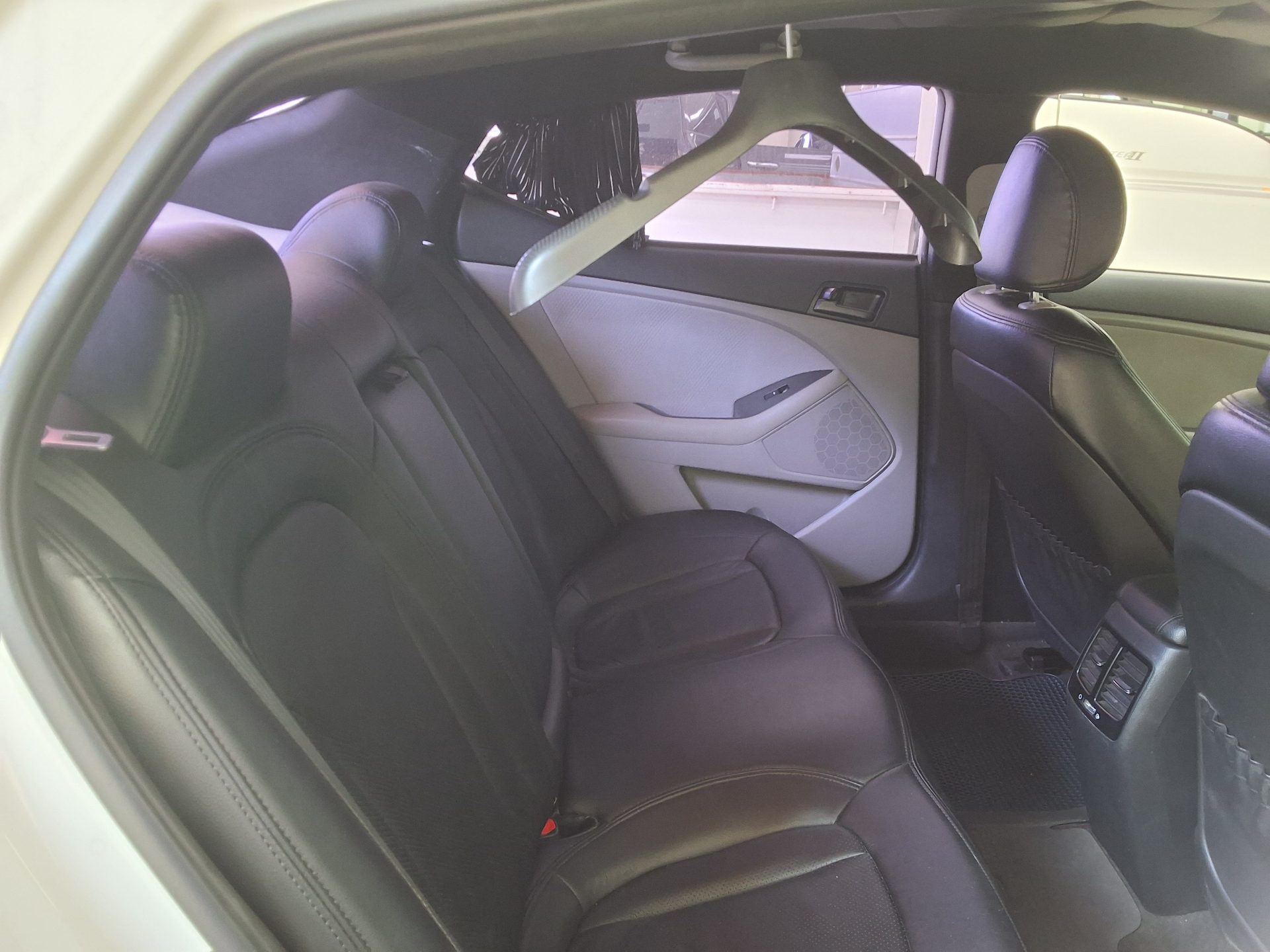 Kia K5 - 12