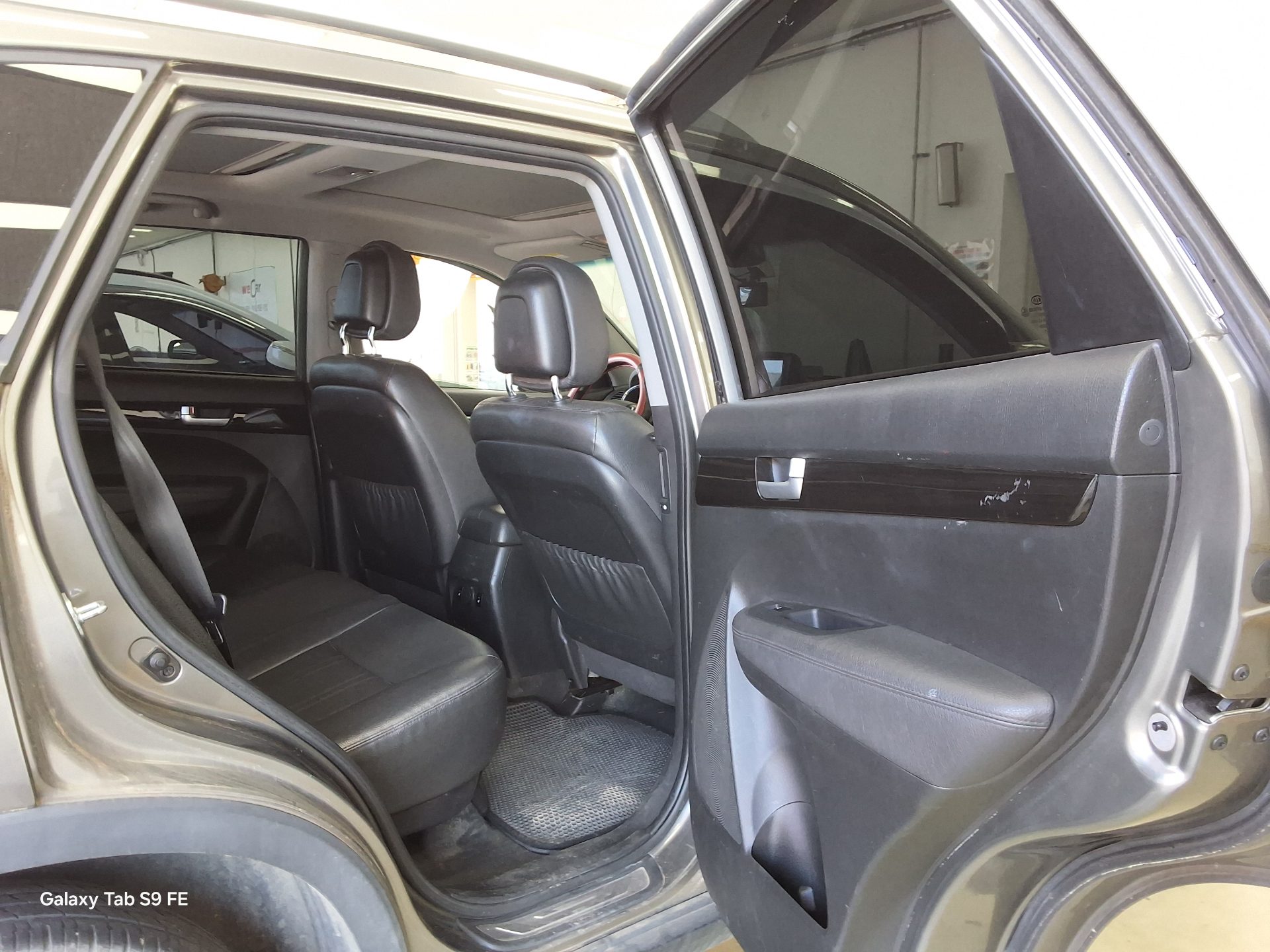Kia Sorento - 12