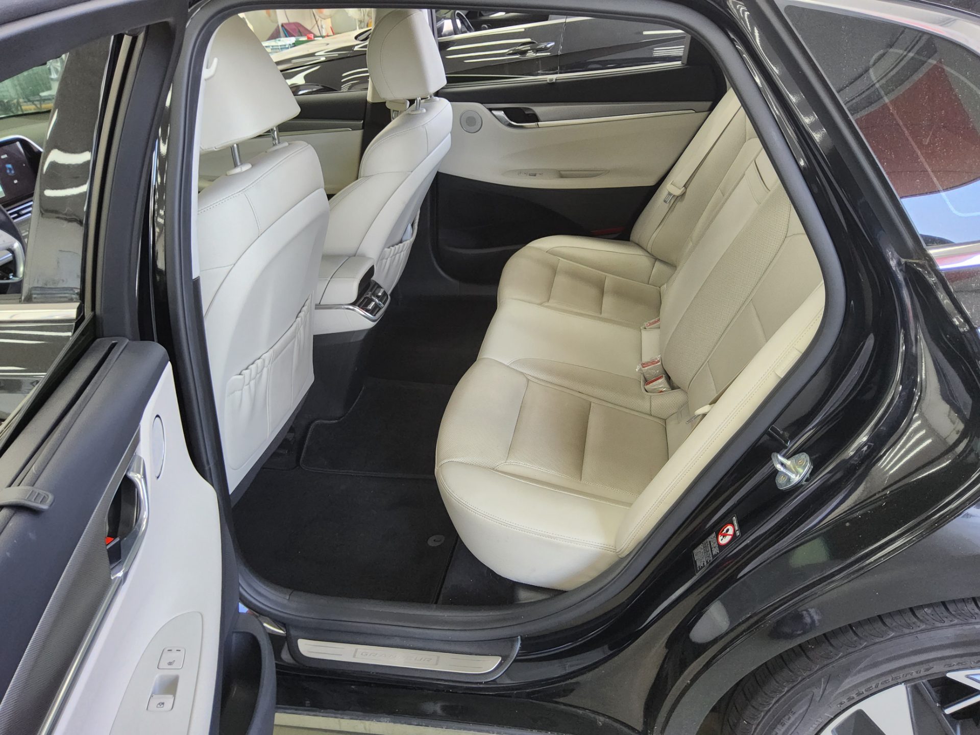 2023 - hyundai grandeur