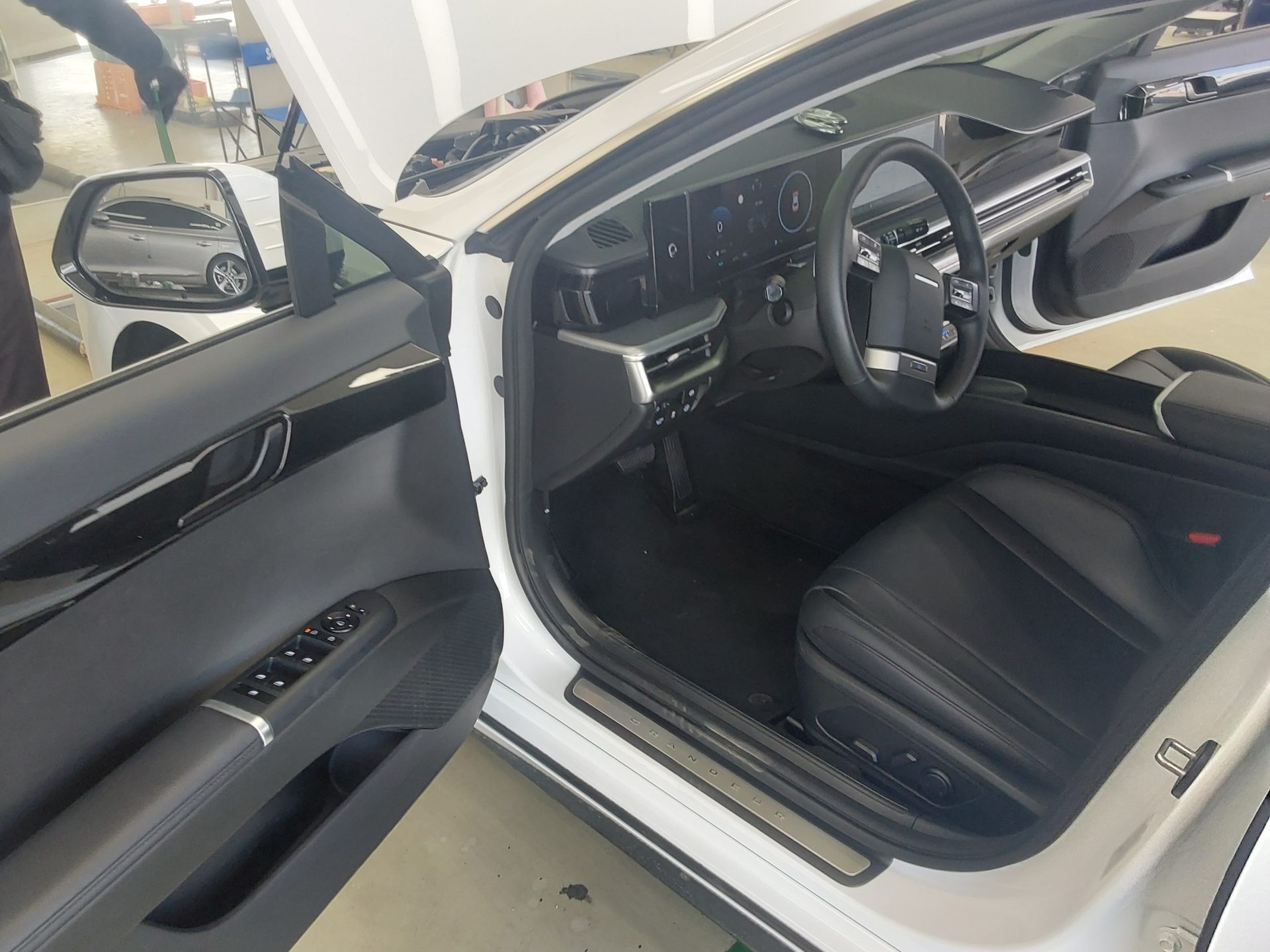 2023 - hyundai grandeur