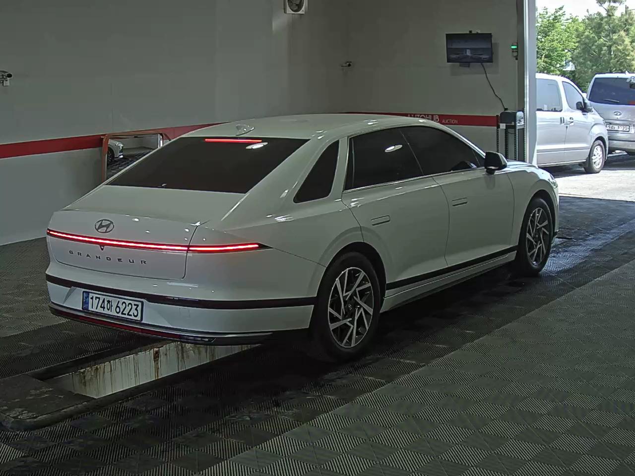 2023 - hyundai grandeur