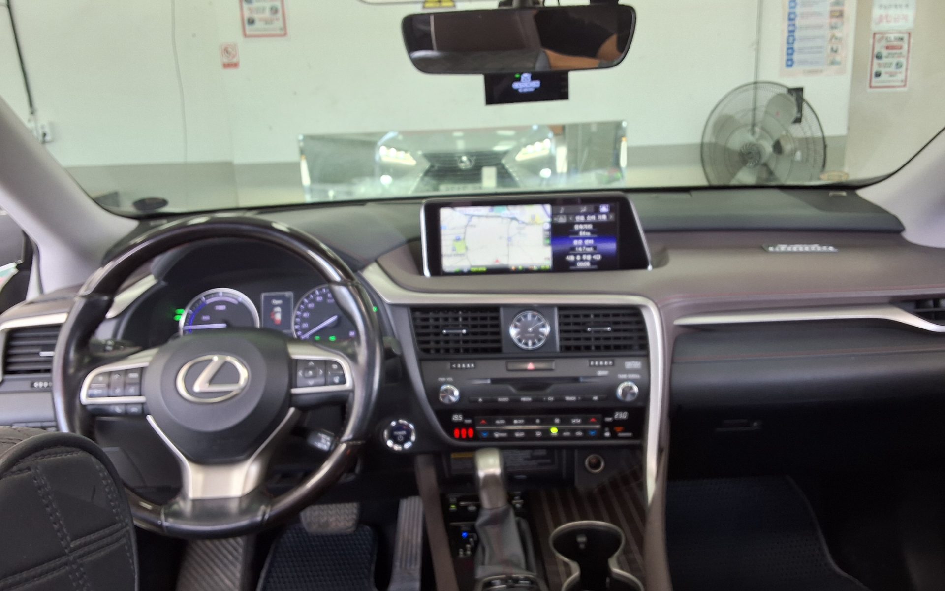 LEXUS RX - 10
