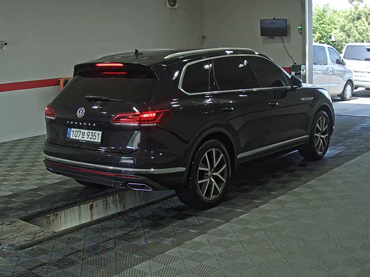 VOLKSWAGEN 투아렉 - 4